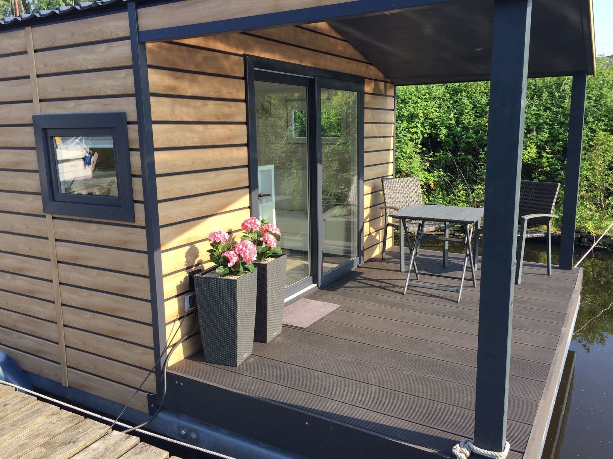 Hausboot KHT 1 Lacet mit Elektrokamin im Salon, 1 Schlafraum, Küche, Duschbad m-Image-tags.info