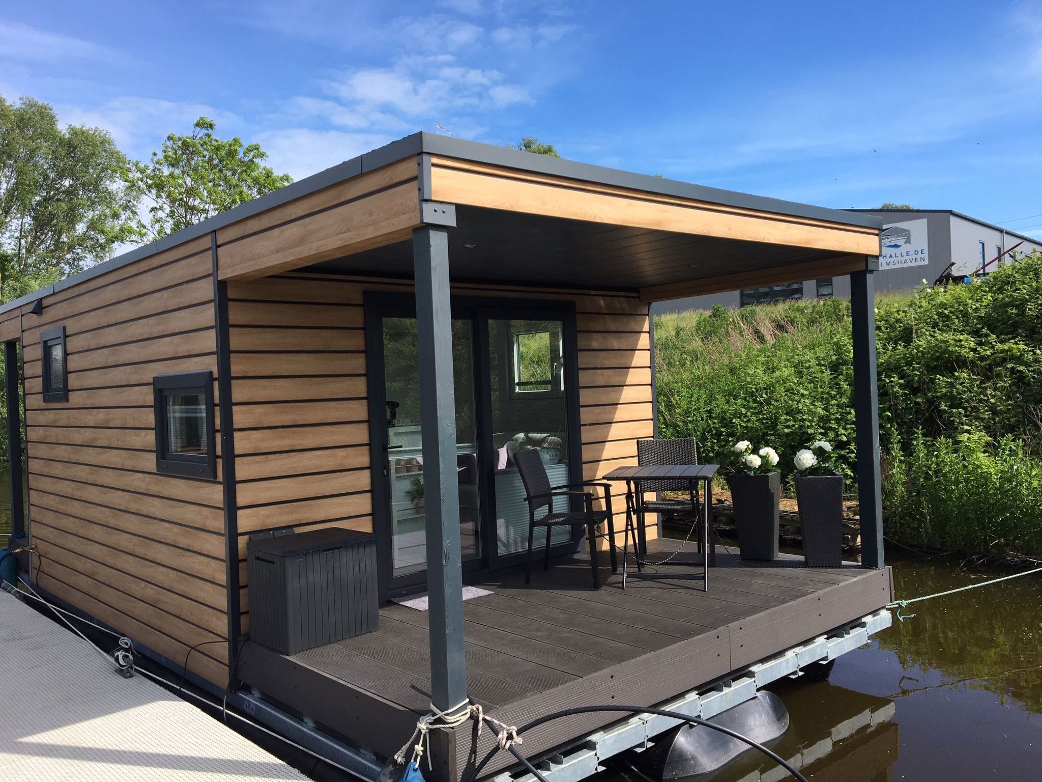 Hausboot KHT 2 Lacet mit Elektrokamin im Salon, 1 Schlafraum, Küche, Duschbad m-Image-tags.info