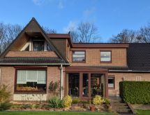 Deichnähe in Wilhlelmshaven-Voslapp