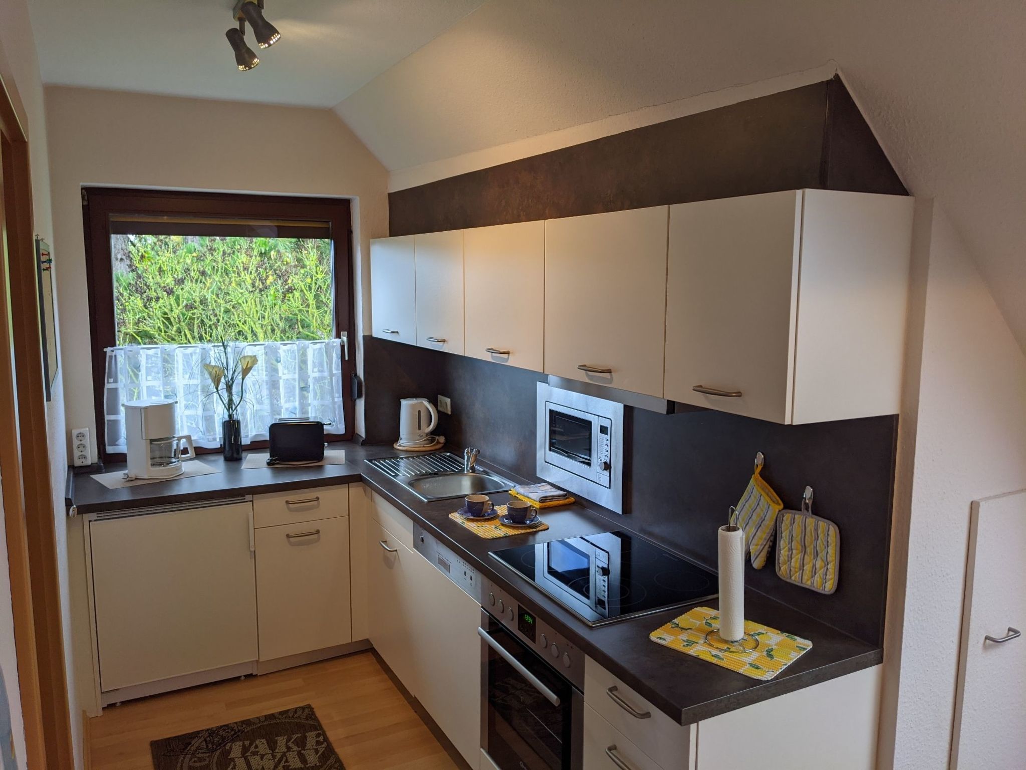 Deichnähe in Wilhlelmshaven-Voslapp-Image-tags.info