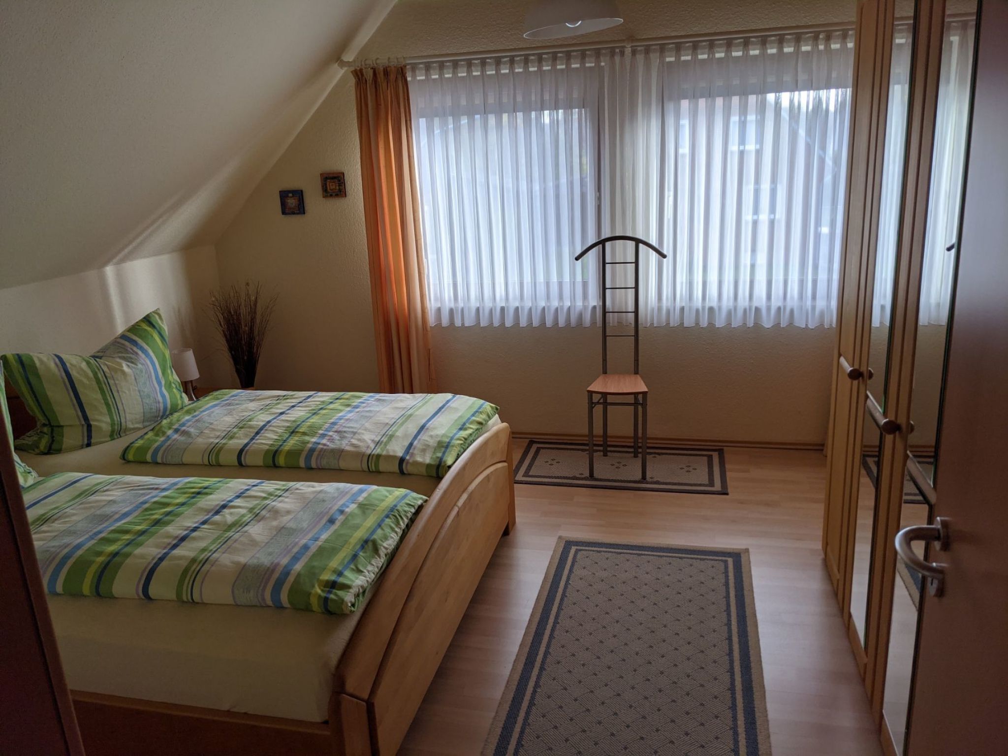 Deichnähe in Wilhlelmshaven-Voslapp-Image-tags.info