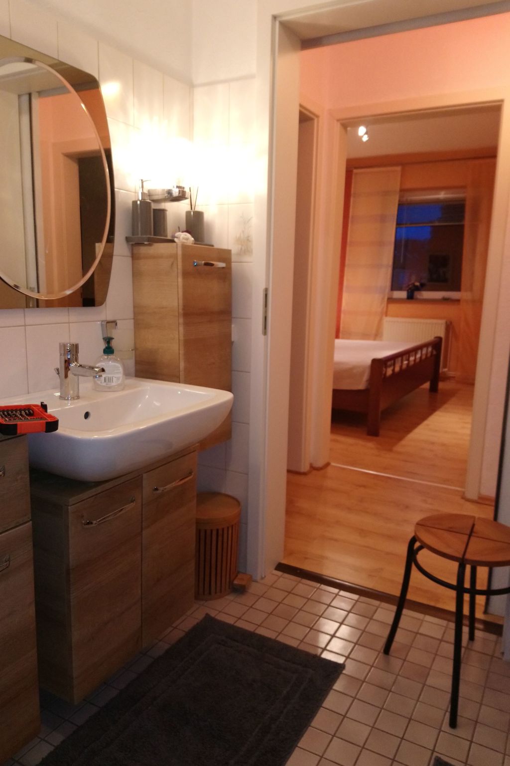 Wohnung in Altengroden mit Garten-Binnen