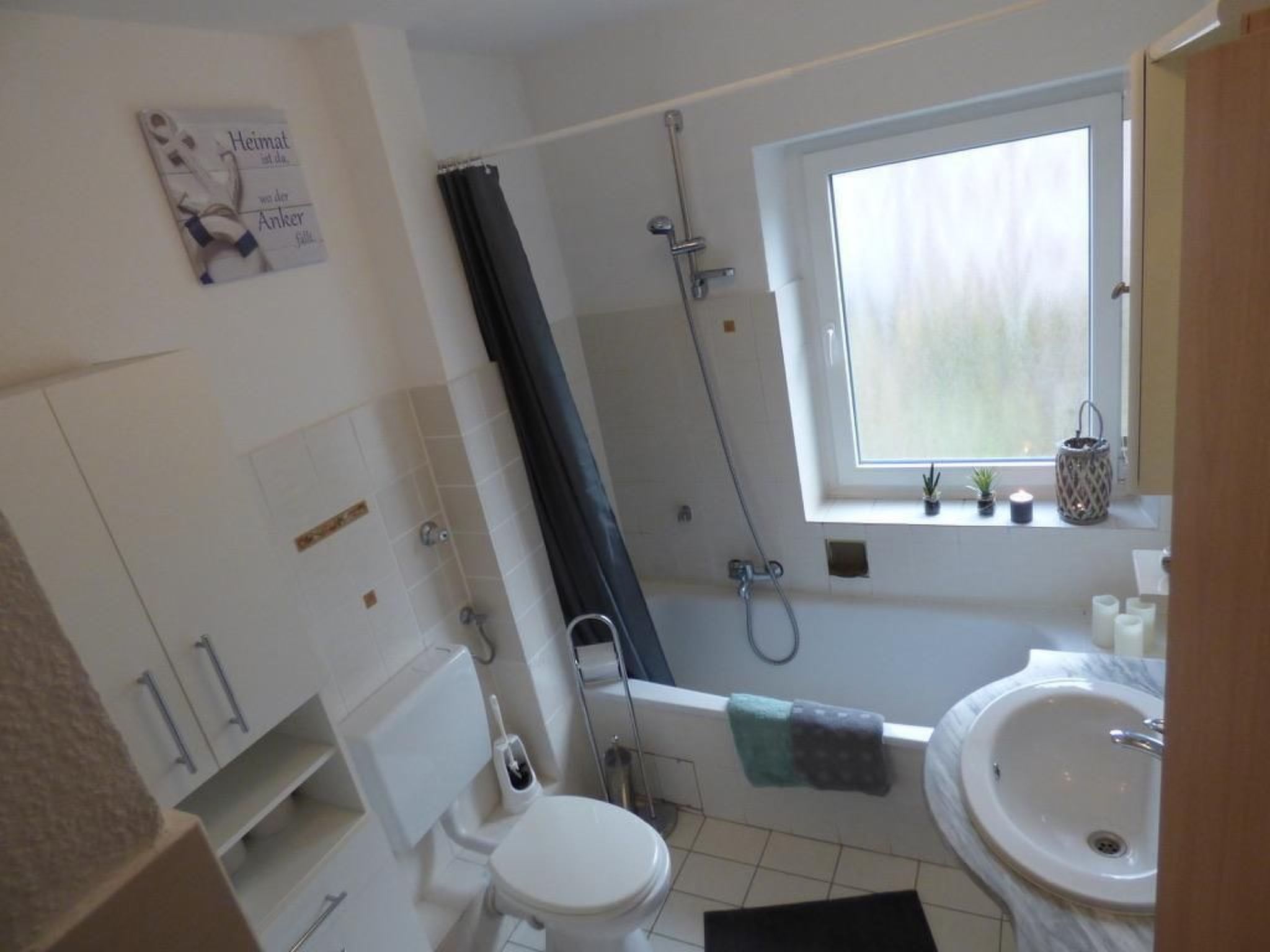 Große Ferienwohnung in Voslapp mit Garten-Image-tags.info