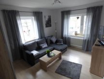 Große Ferienwohnung in Voslapp mit Garten