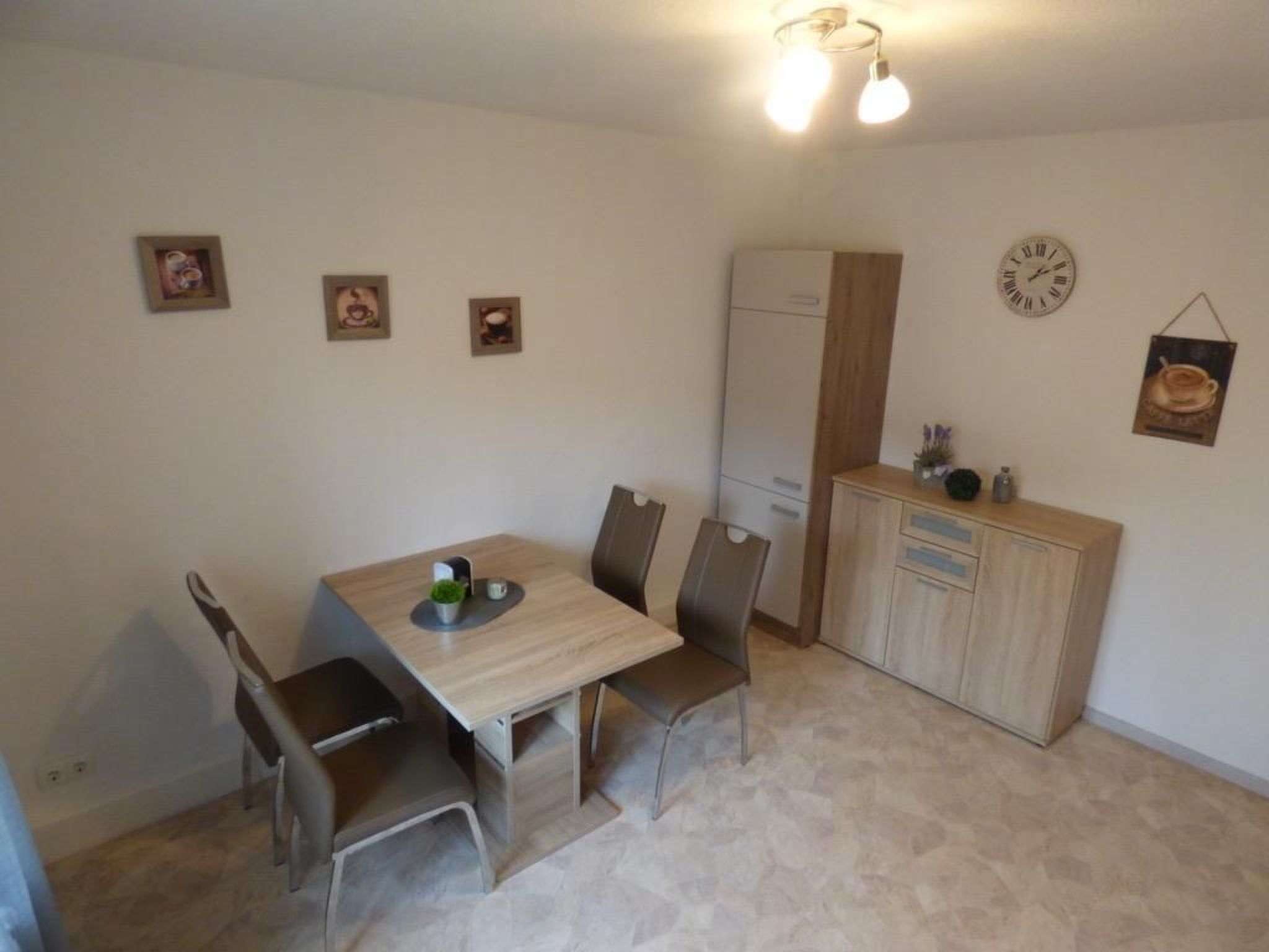 Große Ferienwohnung in Voslapp mit Garten