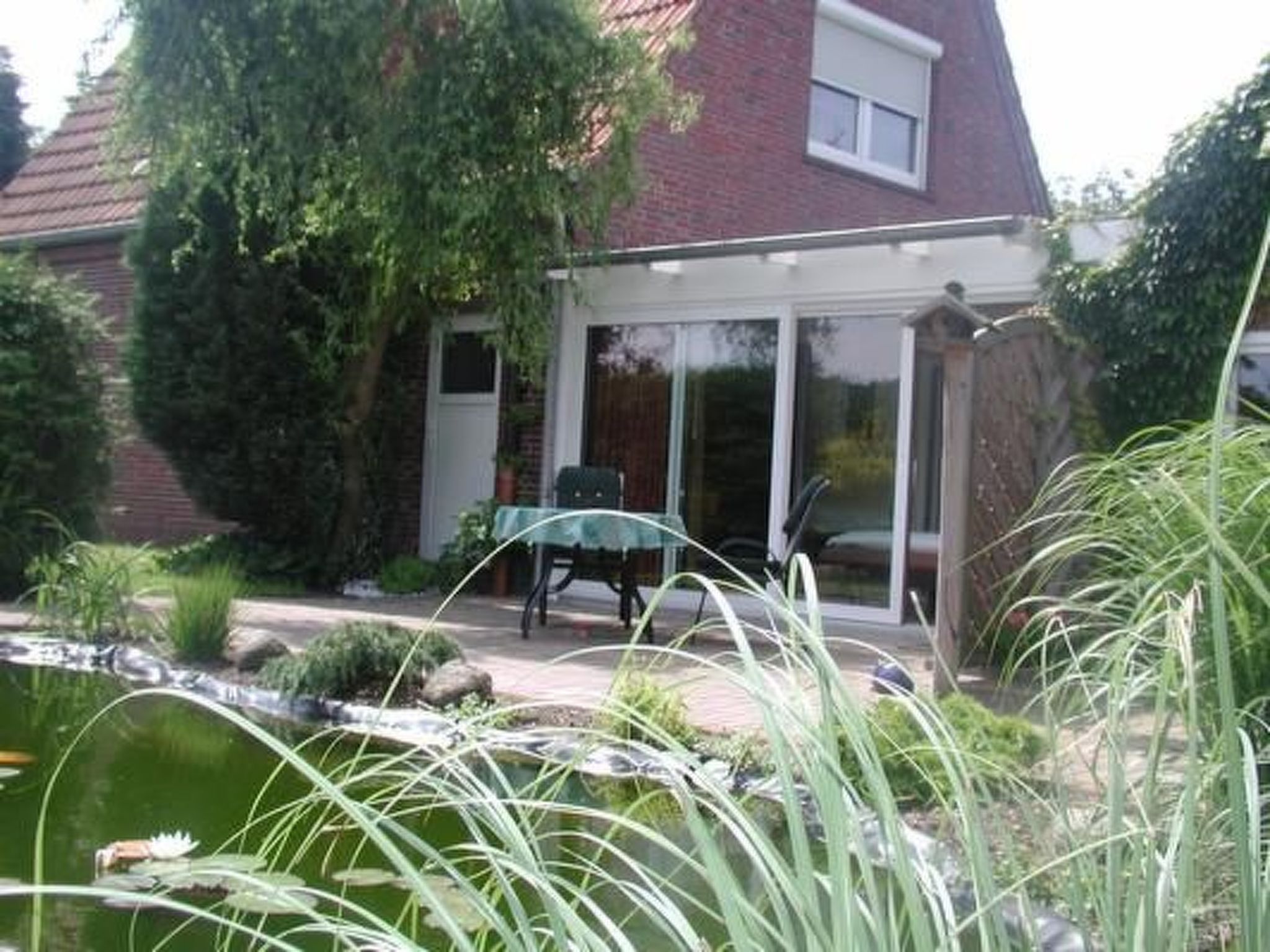 Appartement in Aurich mit Großer Terrasse — view 1 of 7