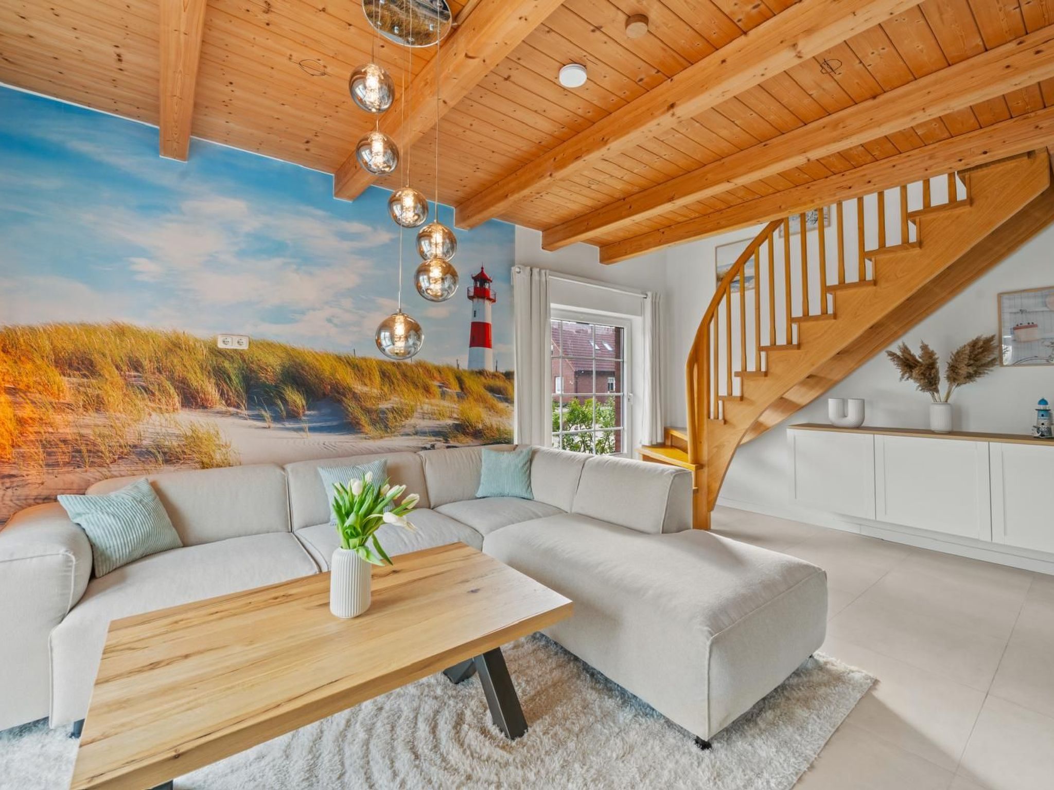 MeerLounge-Image-tags.info