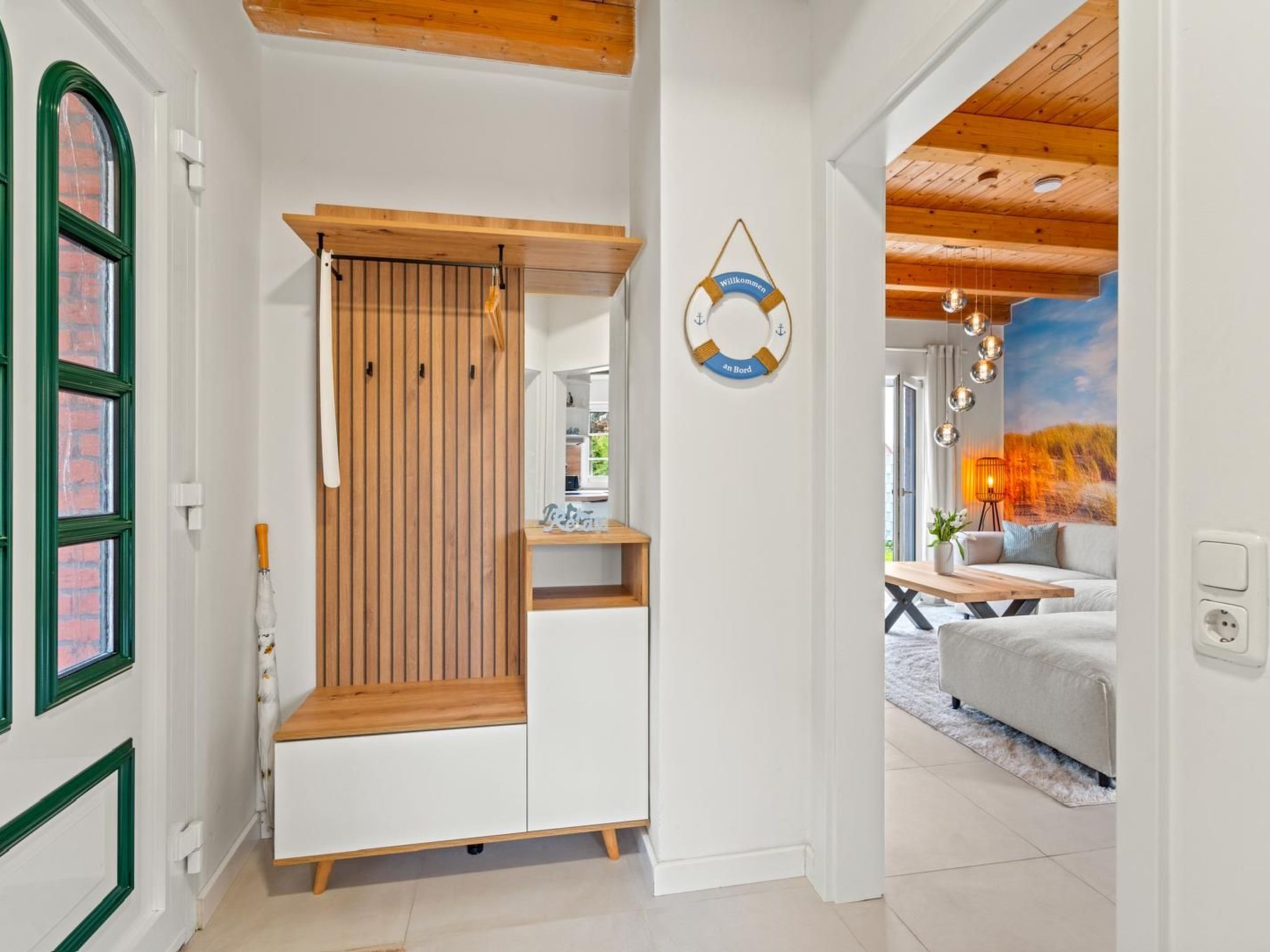 MeerLounge-Image-tags.info