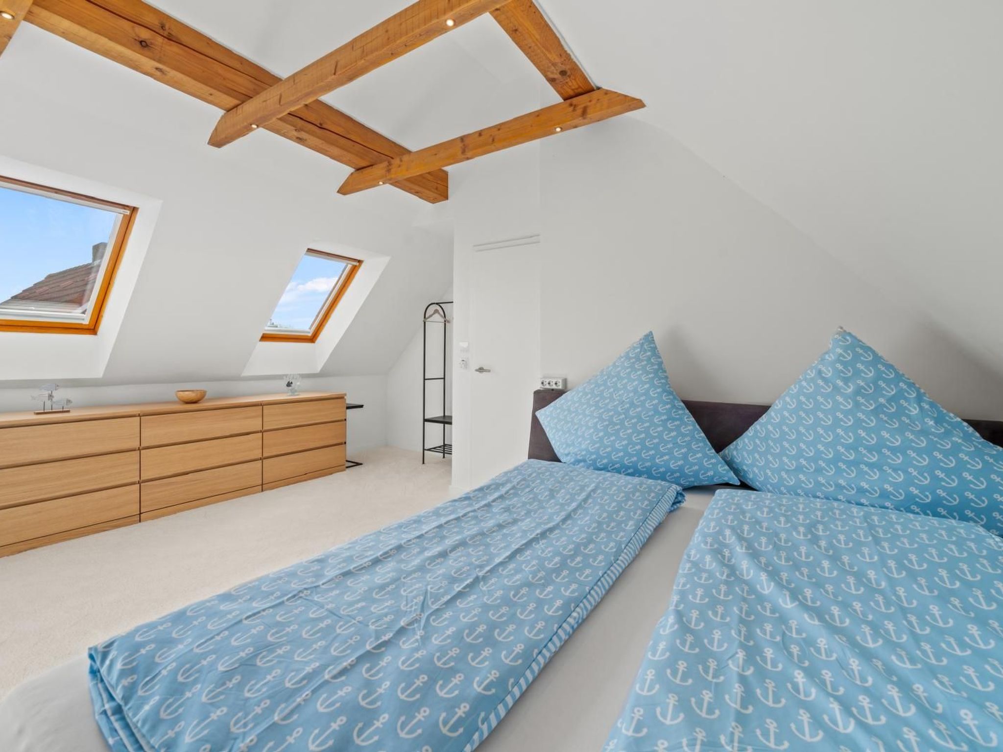 MeerLounge-Image-tags.info