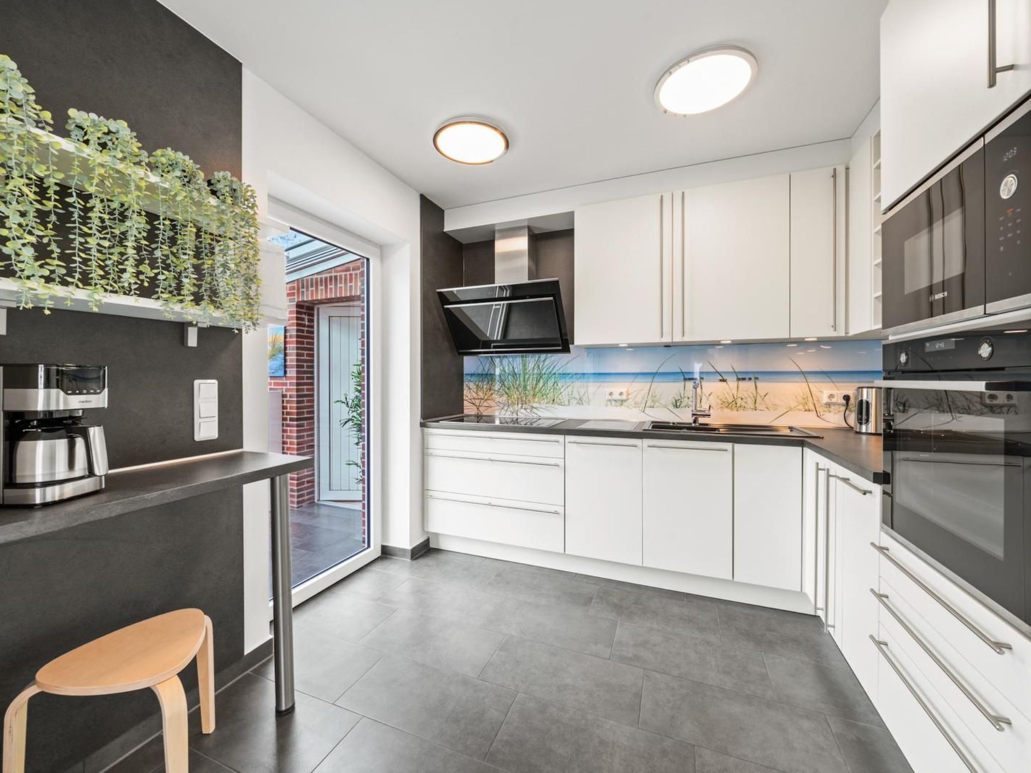 WaterLounge-Image-tags.info