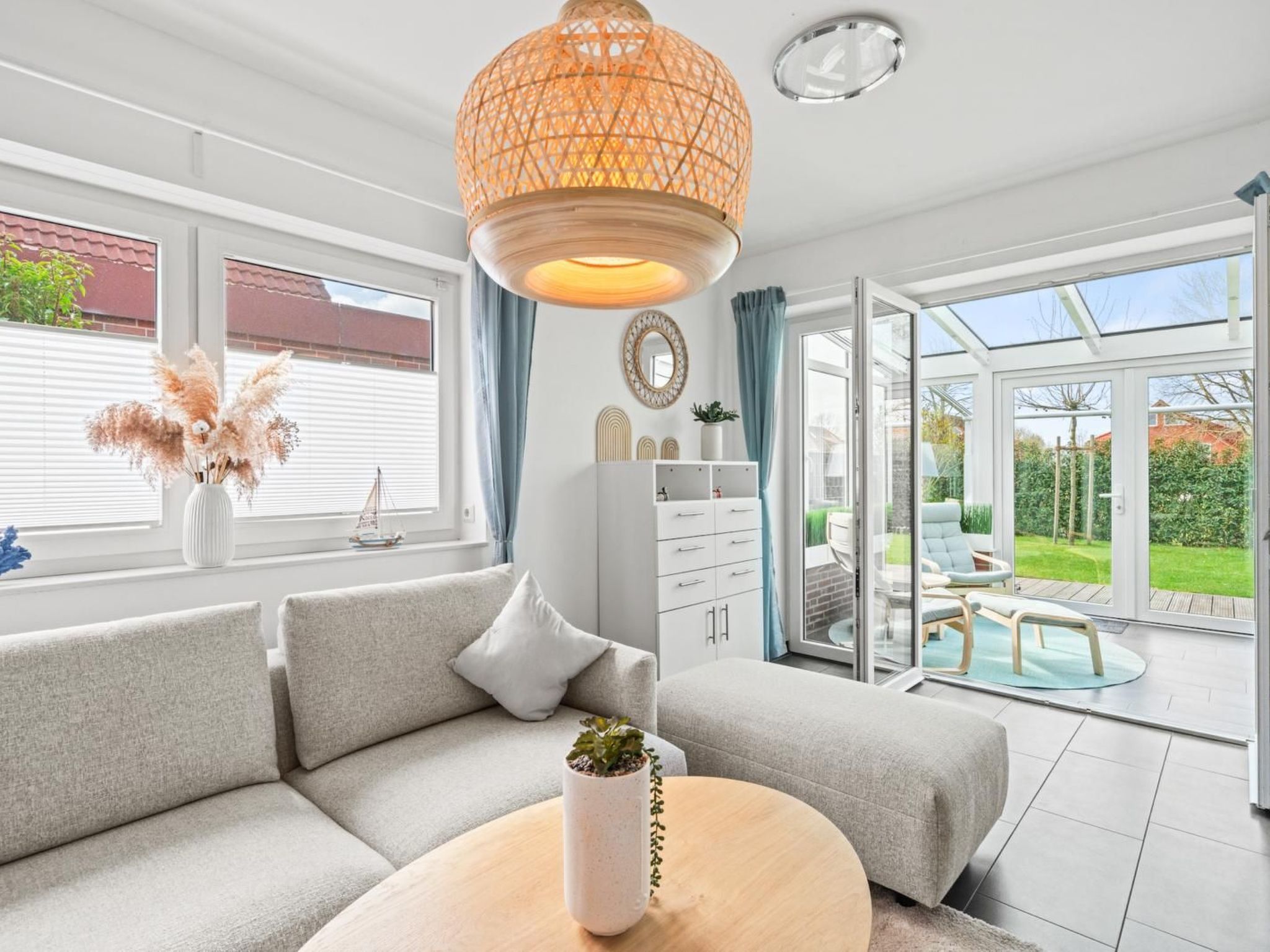 WaterLounge-Image-tags.info