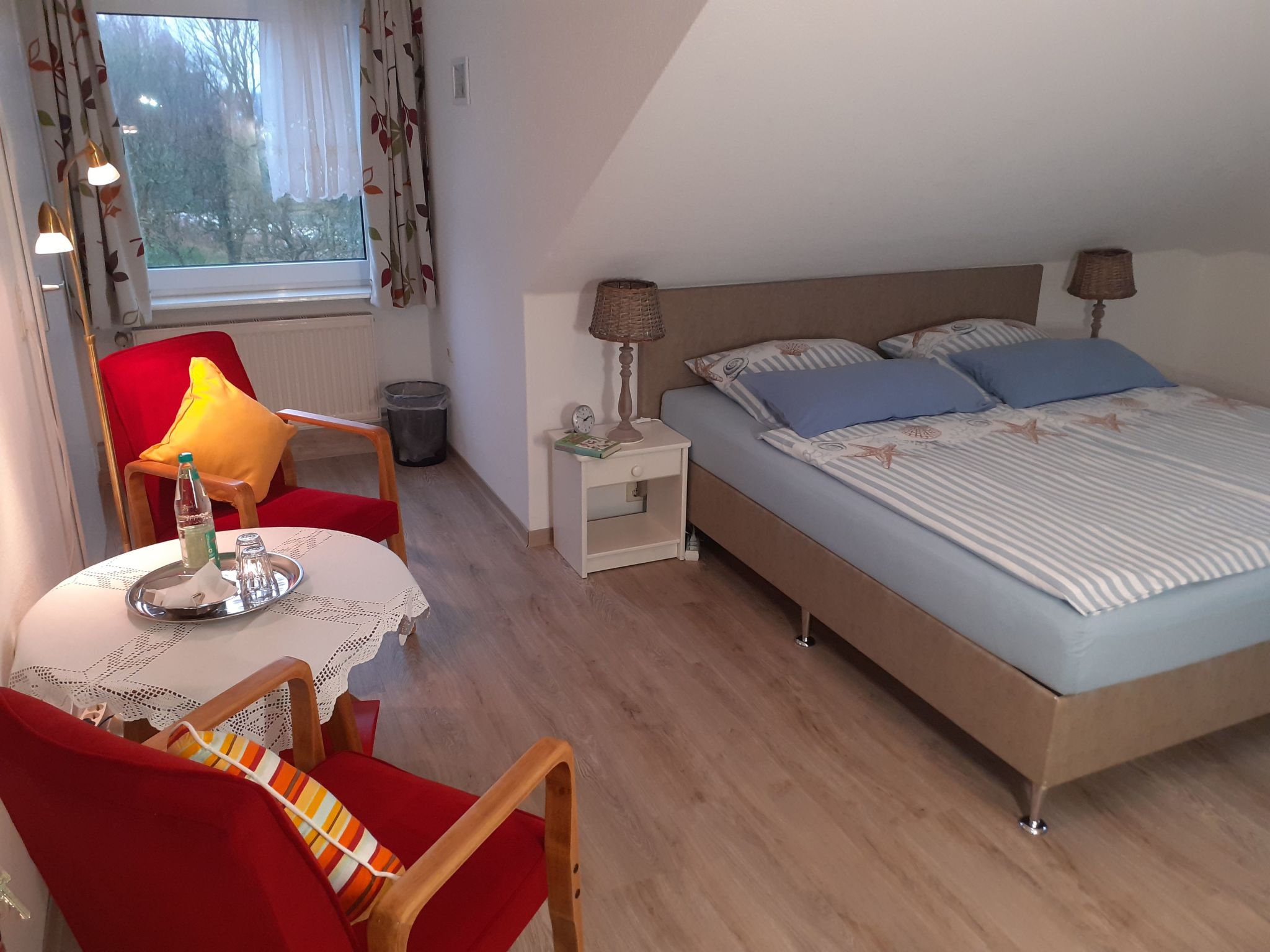 Gästezimmer mit Terrasse