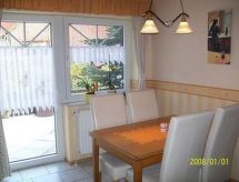 Vrijstaand vakantiehuis met omheinde tuin, vlakbij zee en strand in Greetsiel - thumbnail 3