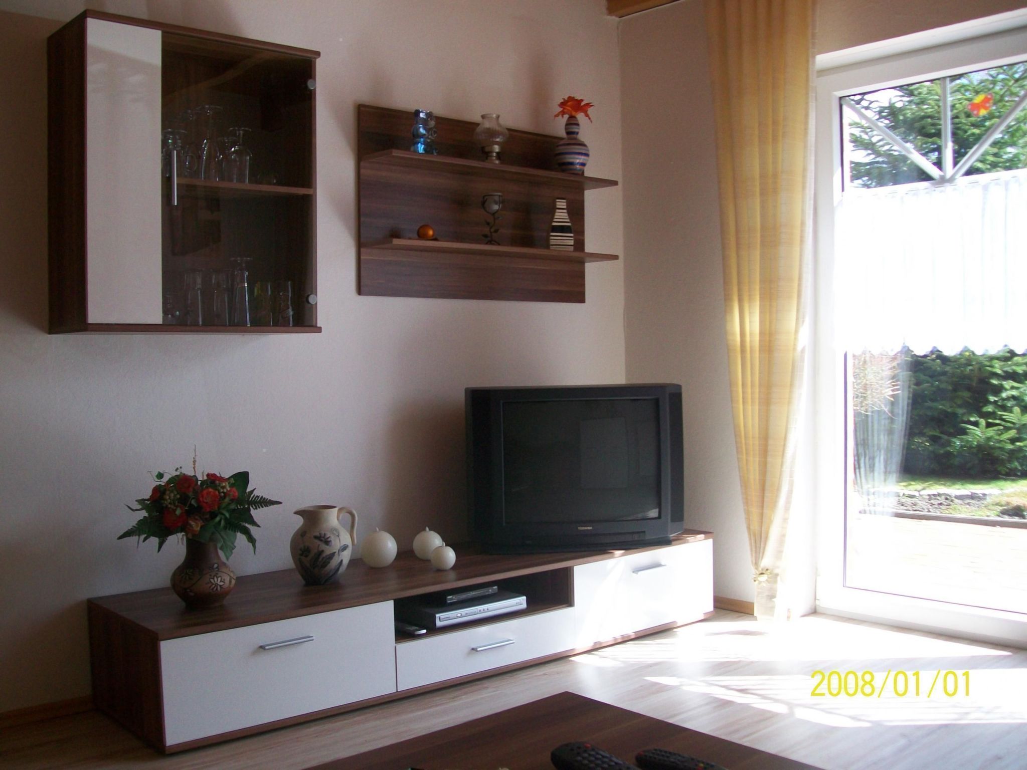 Mit umfriedetem Garten und Terrassen-Binnen