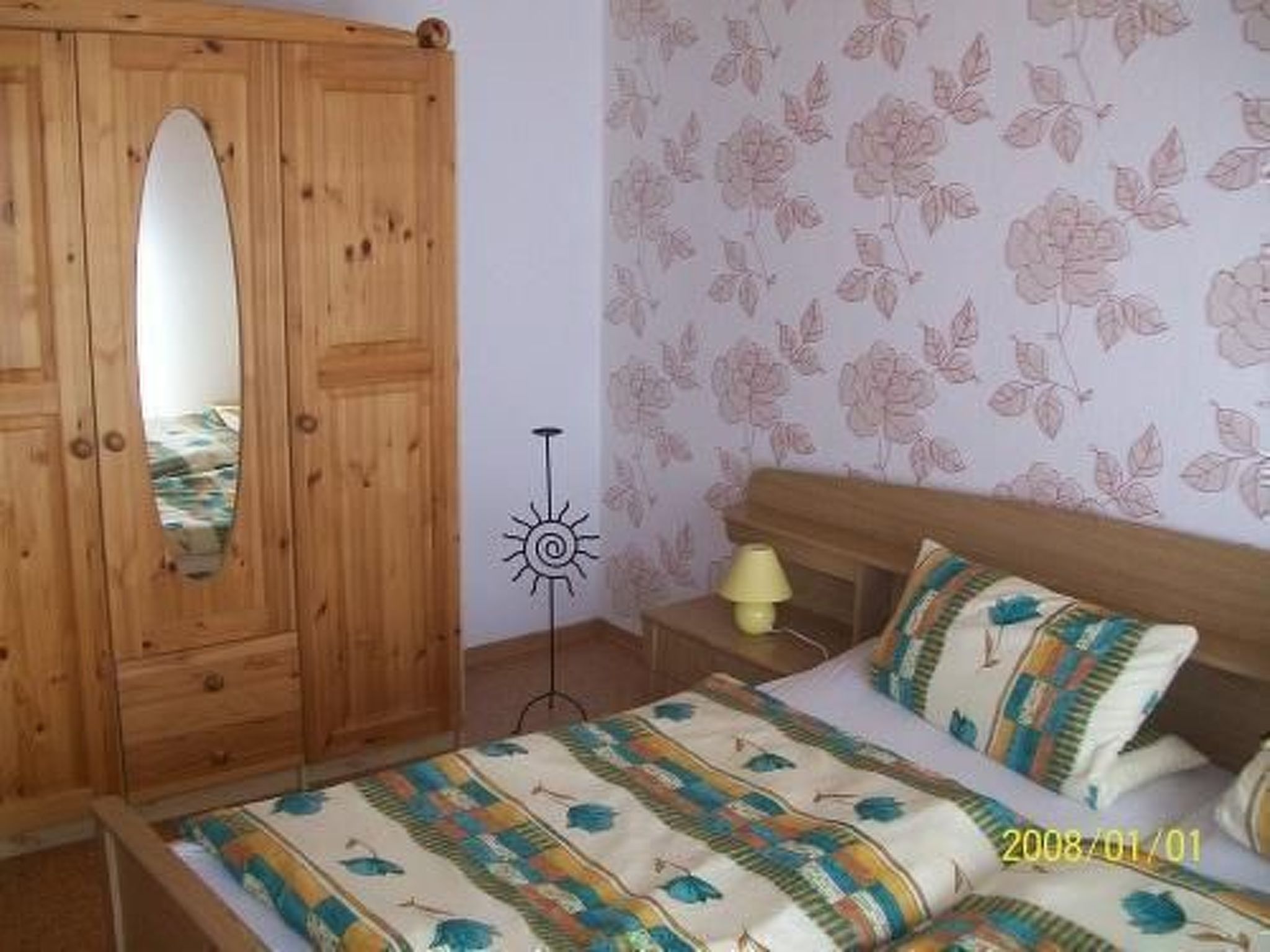 Mit umfriedetem Garten und Terrassen-Binnen