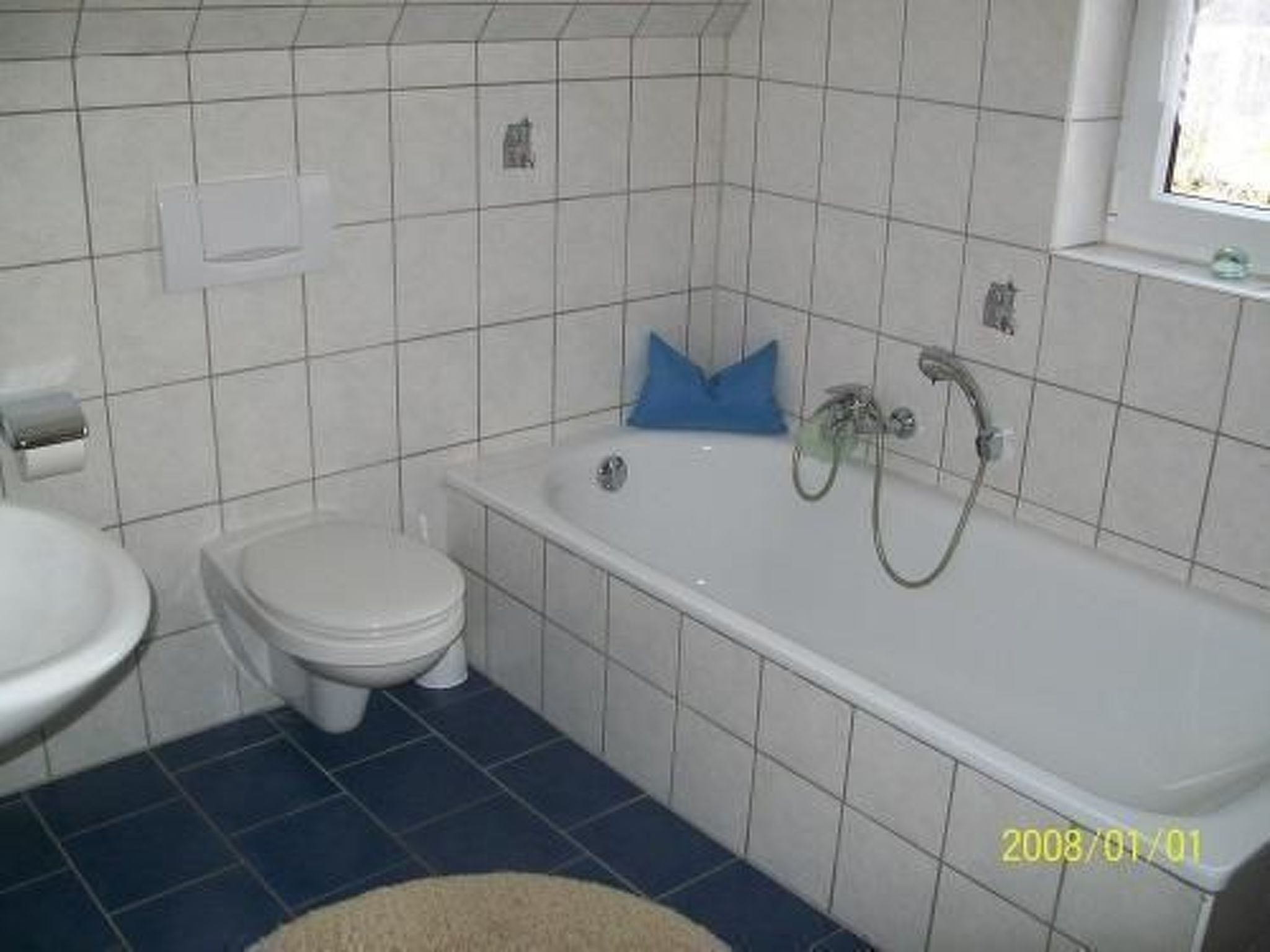 Mit umfriedetem Garten und Terrassen-Binnen