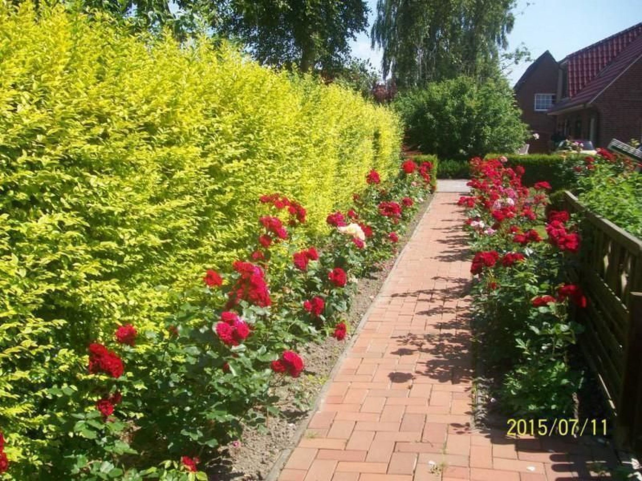 Mit umfriedetem Garten und Terrassen-Binnen