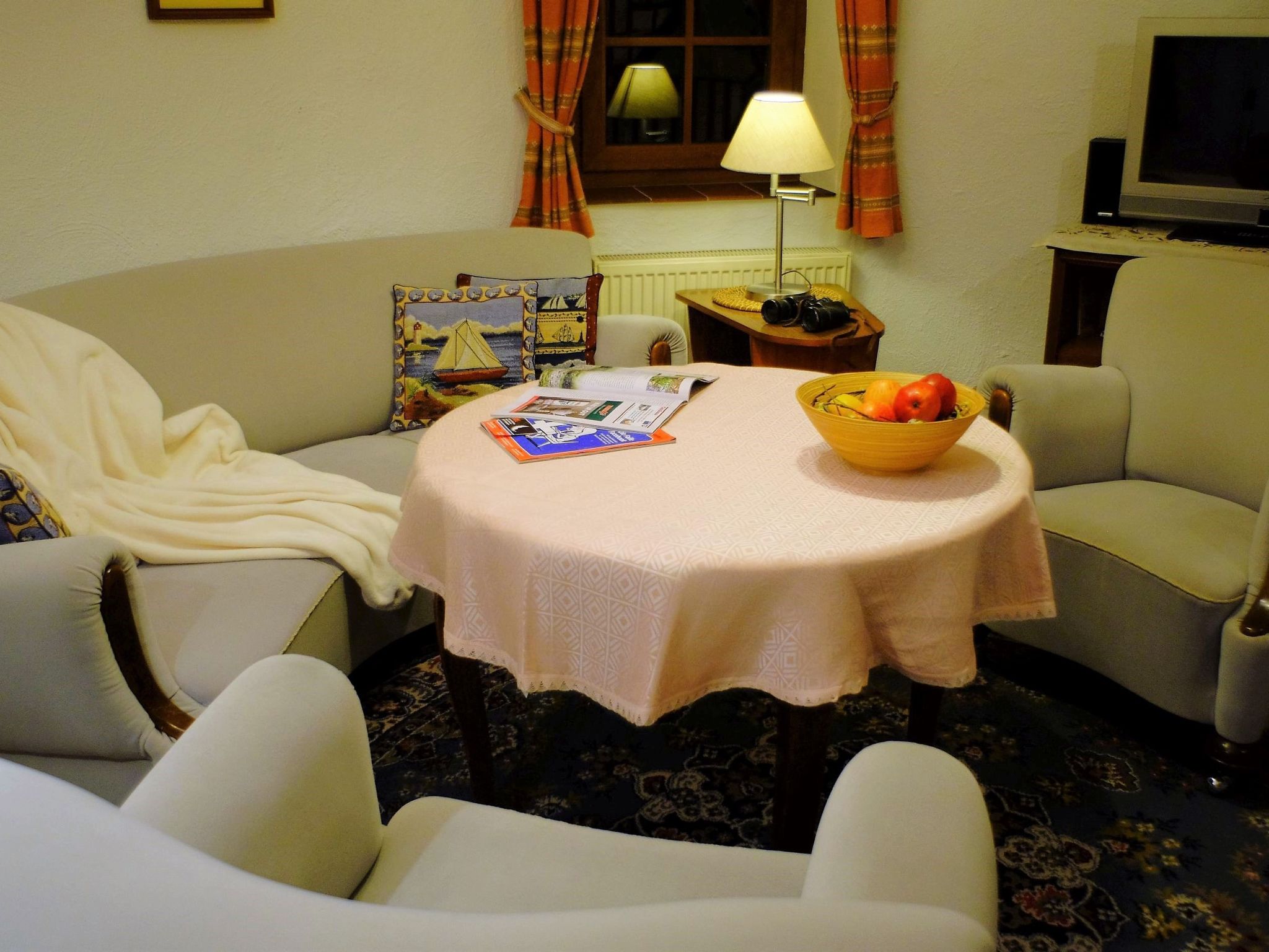 In Pilsum mit Großem Garten-Image-tags.info