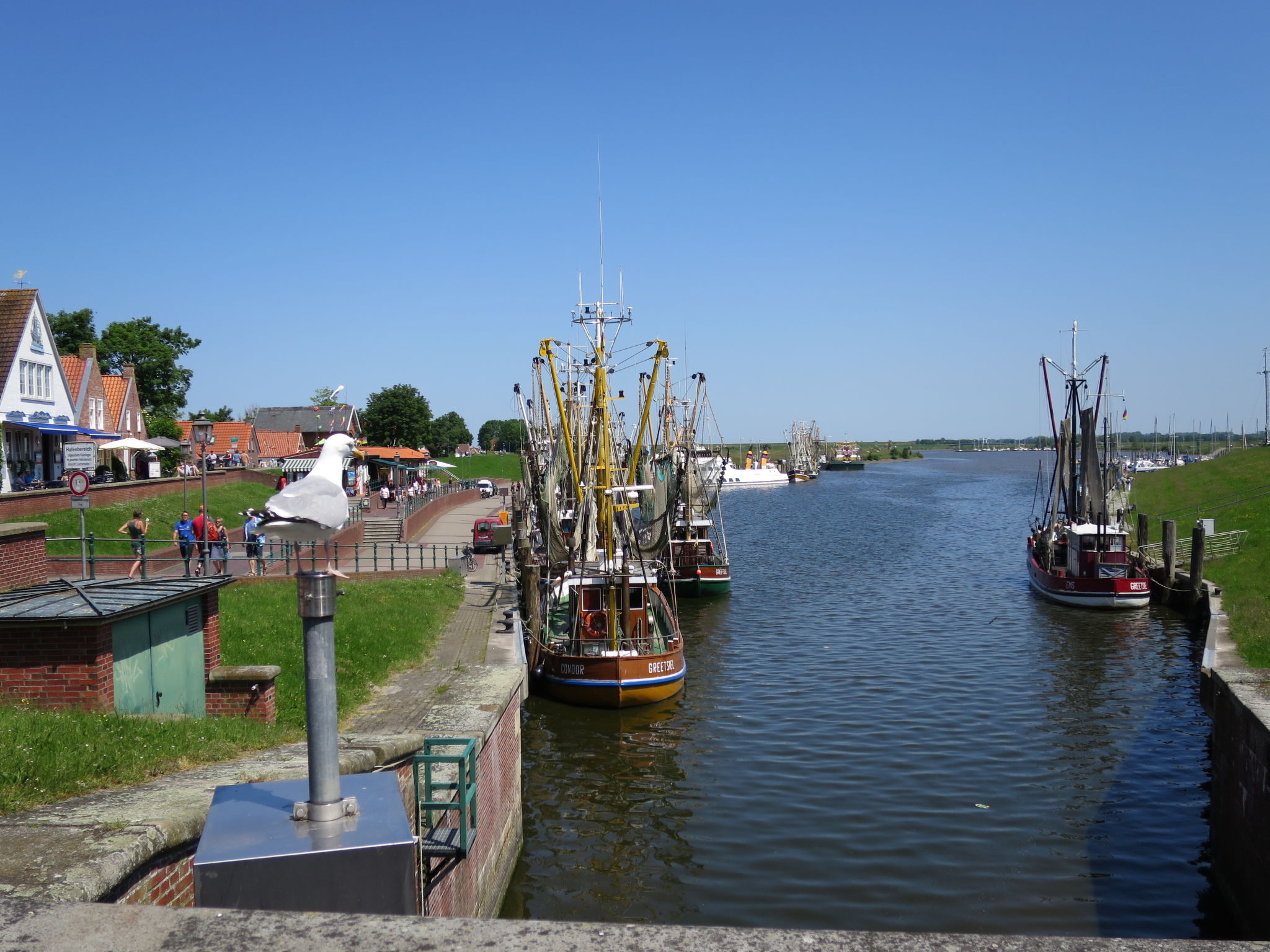 Huus an`t Dörpsdiek-Omgeving