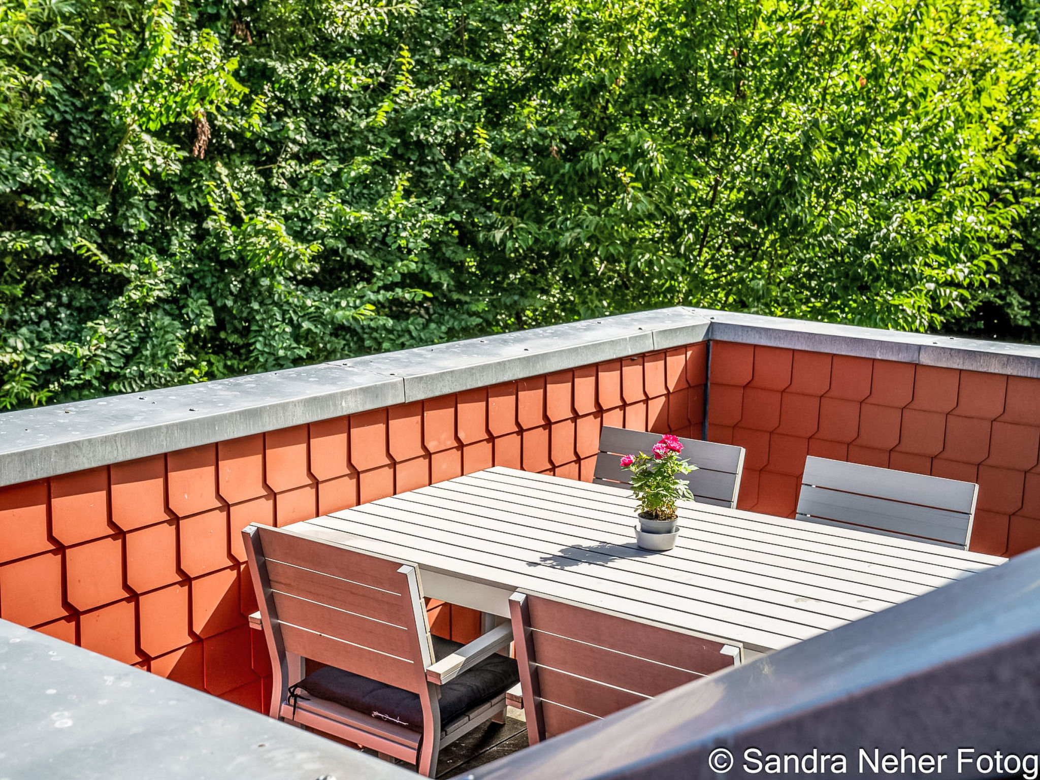 Landgut mit Dachterrasse - Buiten
