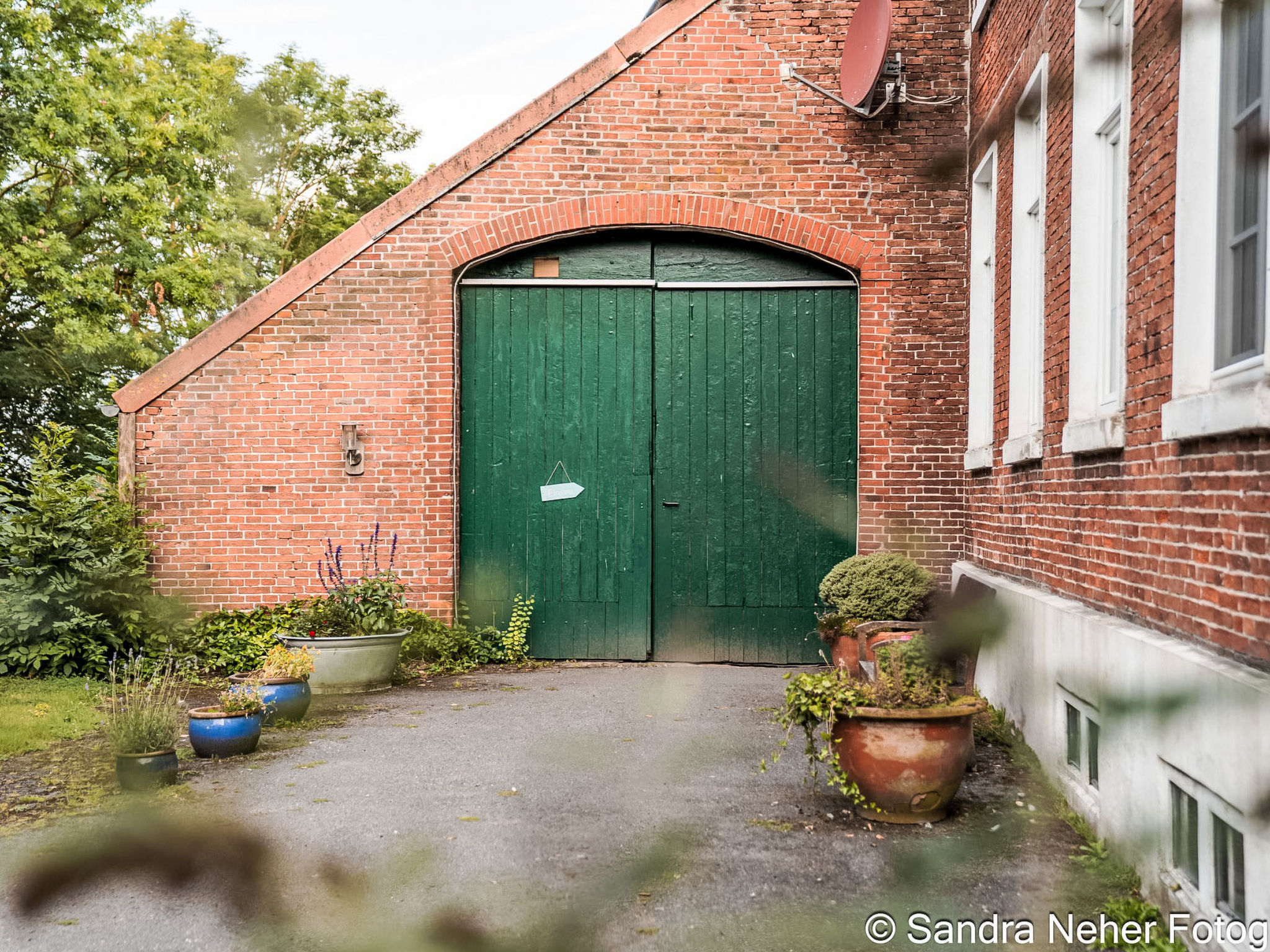 Landgut mit Dachterrasse - Buiten