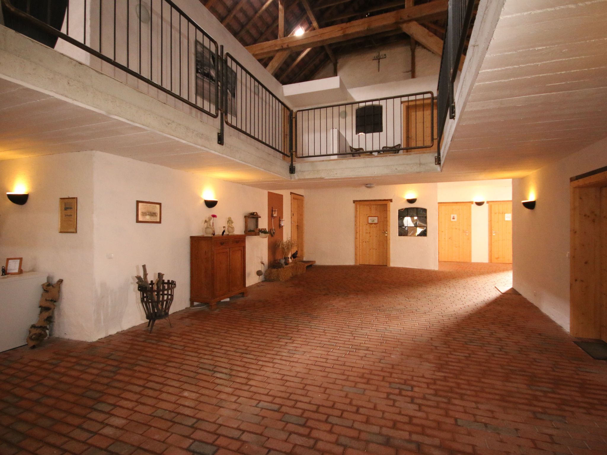 Landgut mit Dachterrasse-Image-tags.info