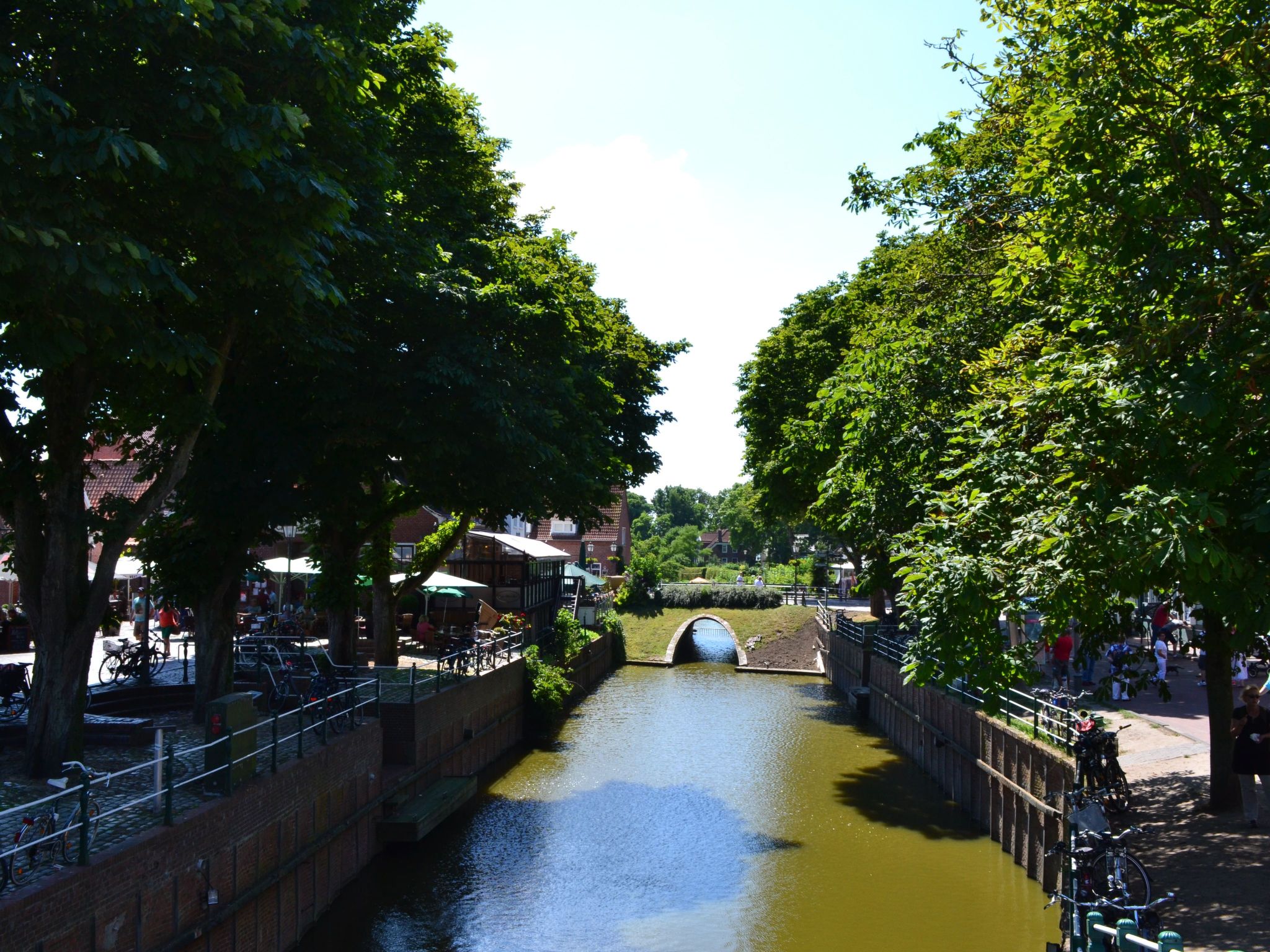 Landgut mit Dachterrasse-Image-tags.info