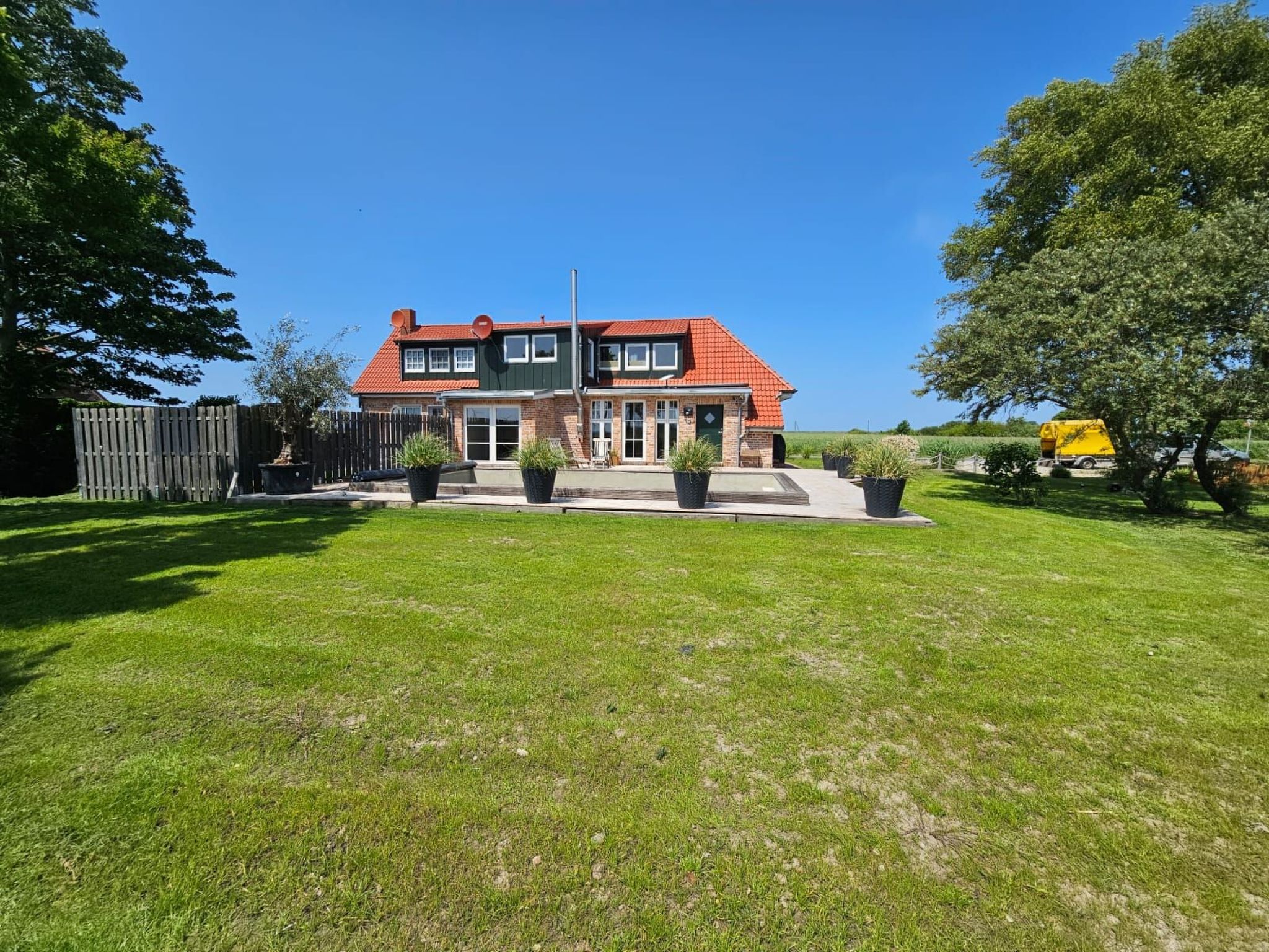 "Huus an`t Diek"-Image-tags.info