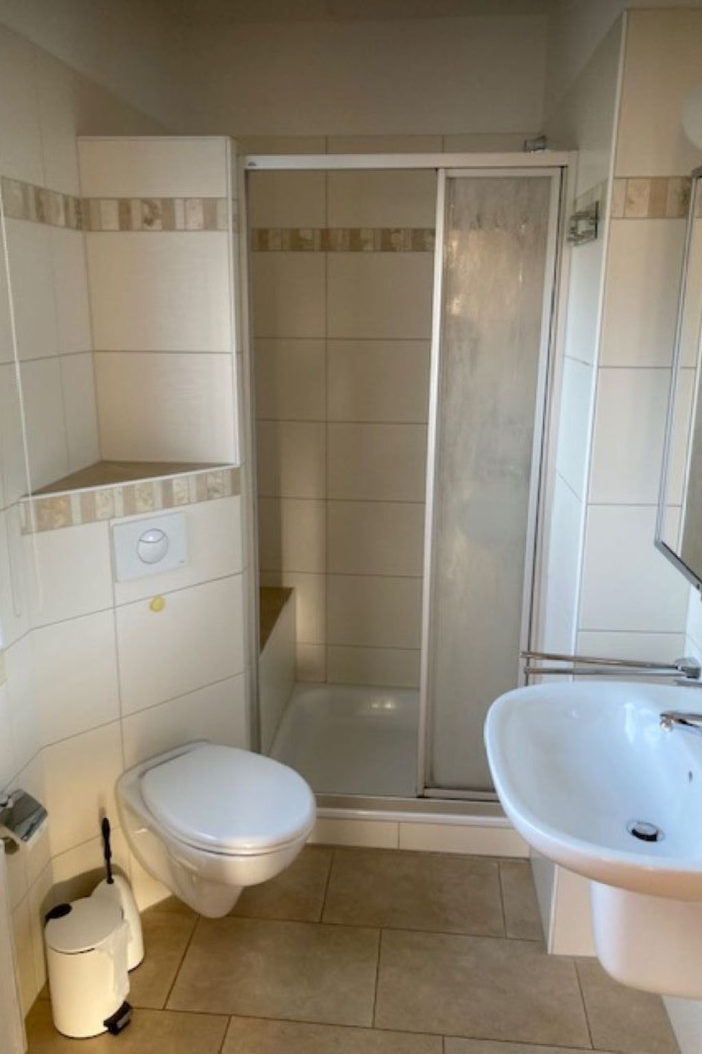 Seerobbe in Norden-Inside