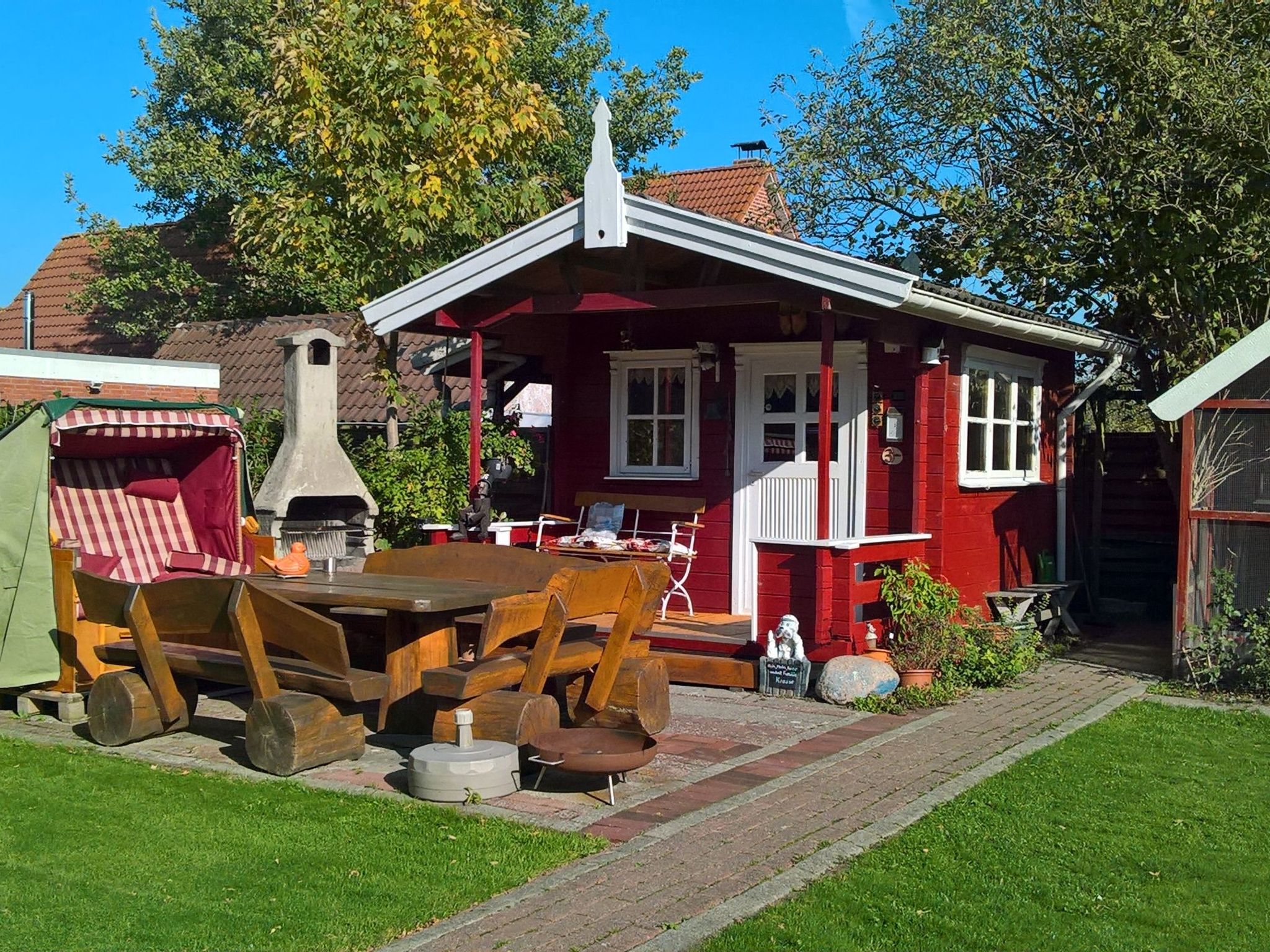 Mit Garten und Gartenhaus-Image-tags.info