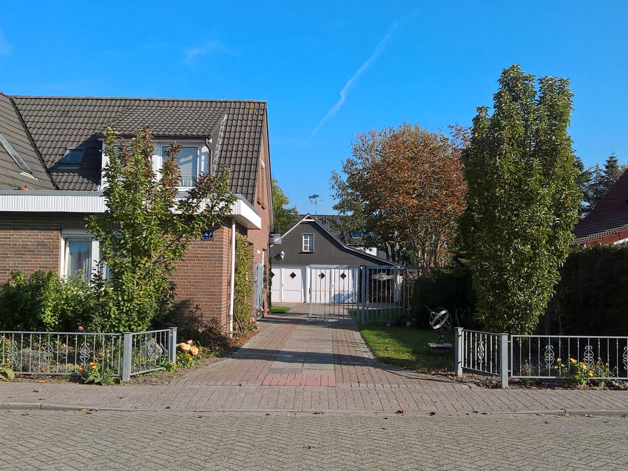 Mit Garten und Gartenhaus-Image-tags.info