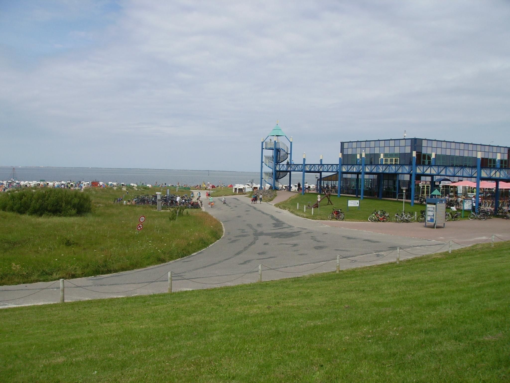 Mit Garten und Gartenhaus-Image-tags.info