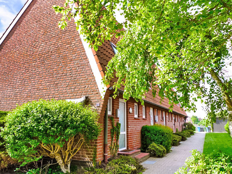 Op 800 m van zee: Comfortabel vakantiehuis Koralle in Norddeich in Norddeich