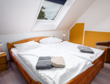 Compact appartement aan de Noordzeekust in Norddeich met bad en tuin - thumbnail 3