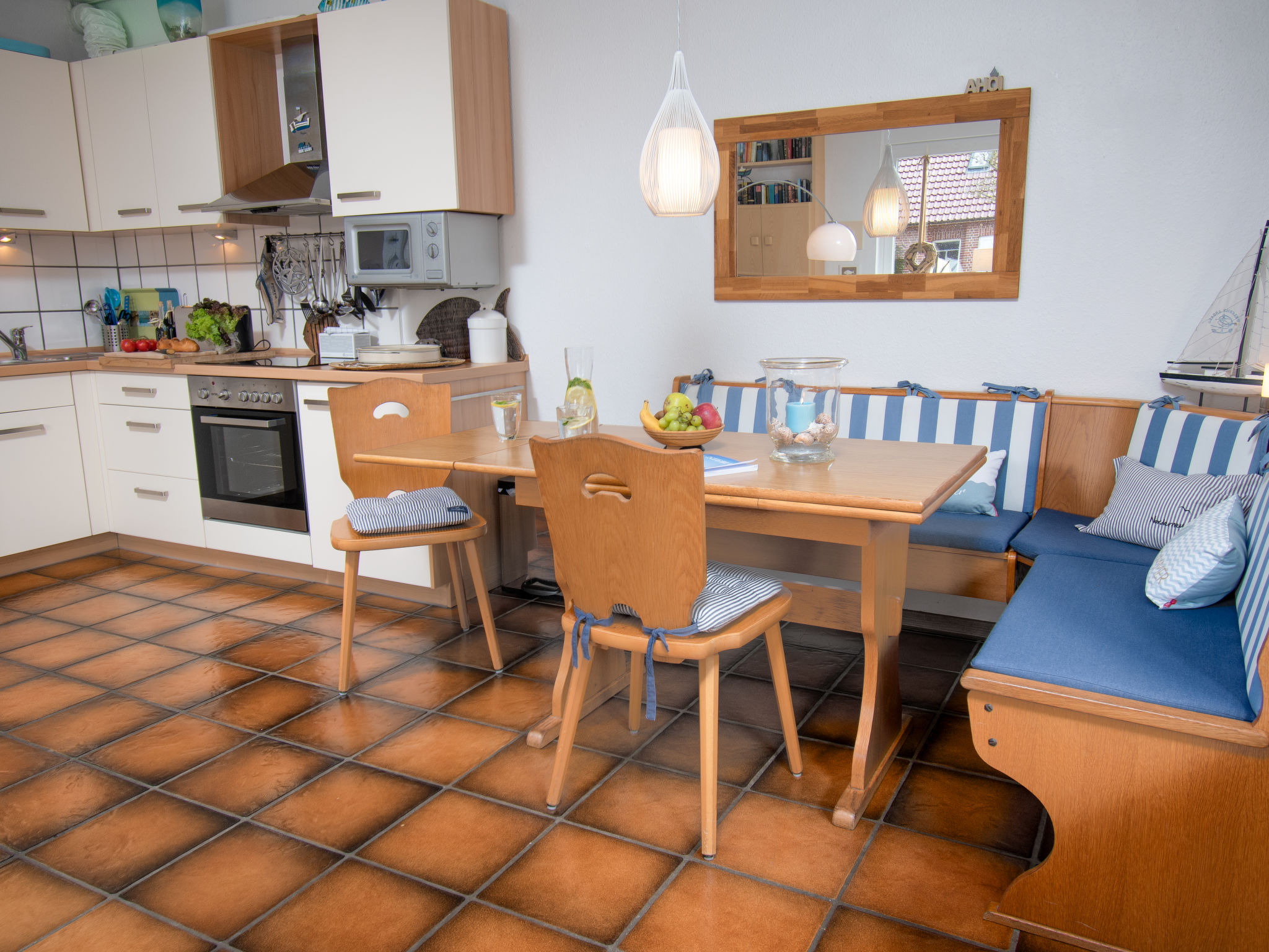 Appartement Achtern Diek 24 – Cuisine et coin repas, photo 18 sur 53