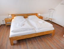 Reuse: Vrijstaande vakantiewoning met tuin op 1,2 km van het Noordzeestrand - thumbnail 3