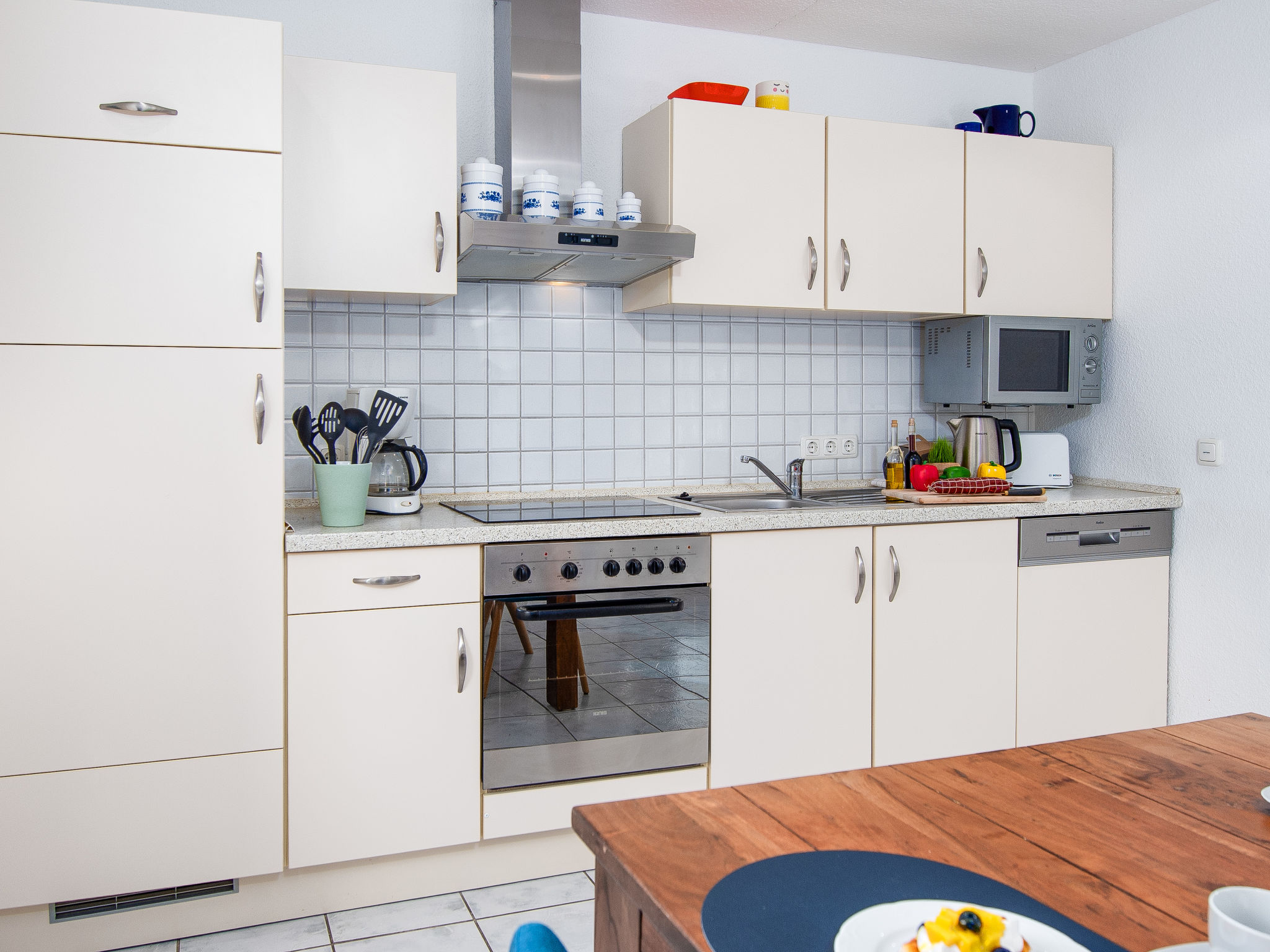 Appartement Spiekeroog – Cuisine et coin repas, photo 13 sur 49