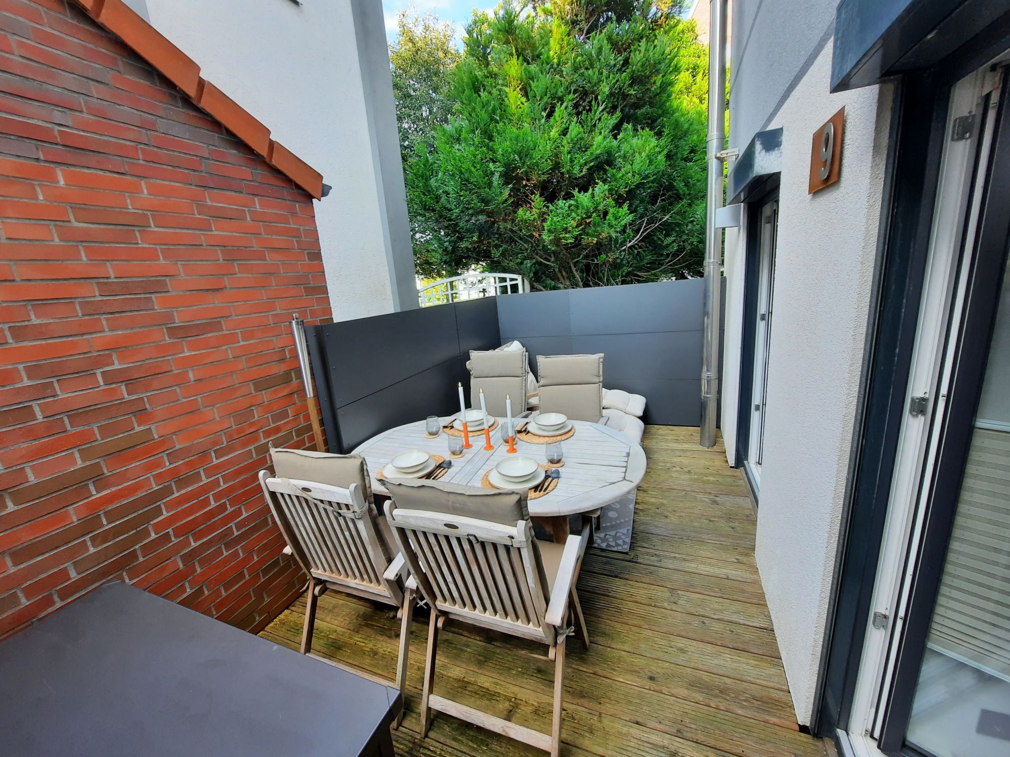 Lachmöwe by DeJu-Buiten