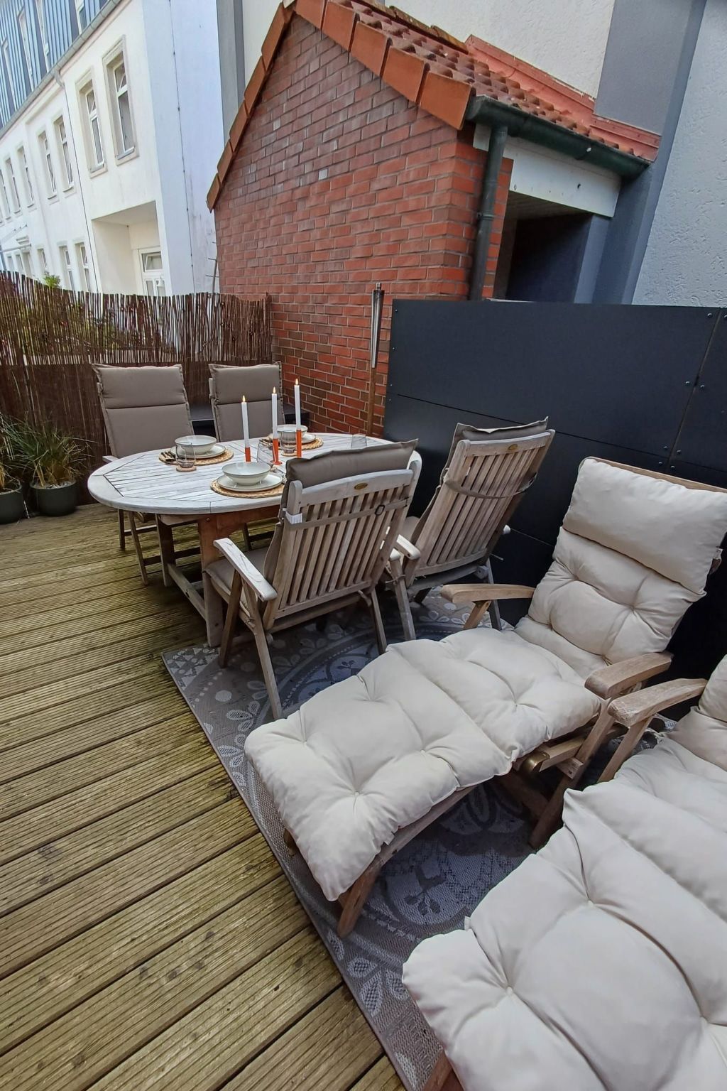 Lachmöwe by DeJu-Binnen