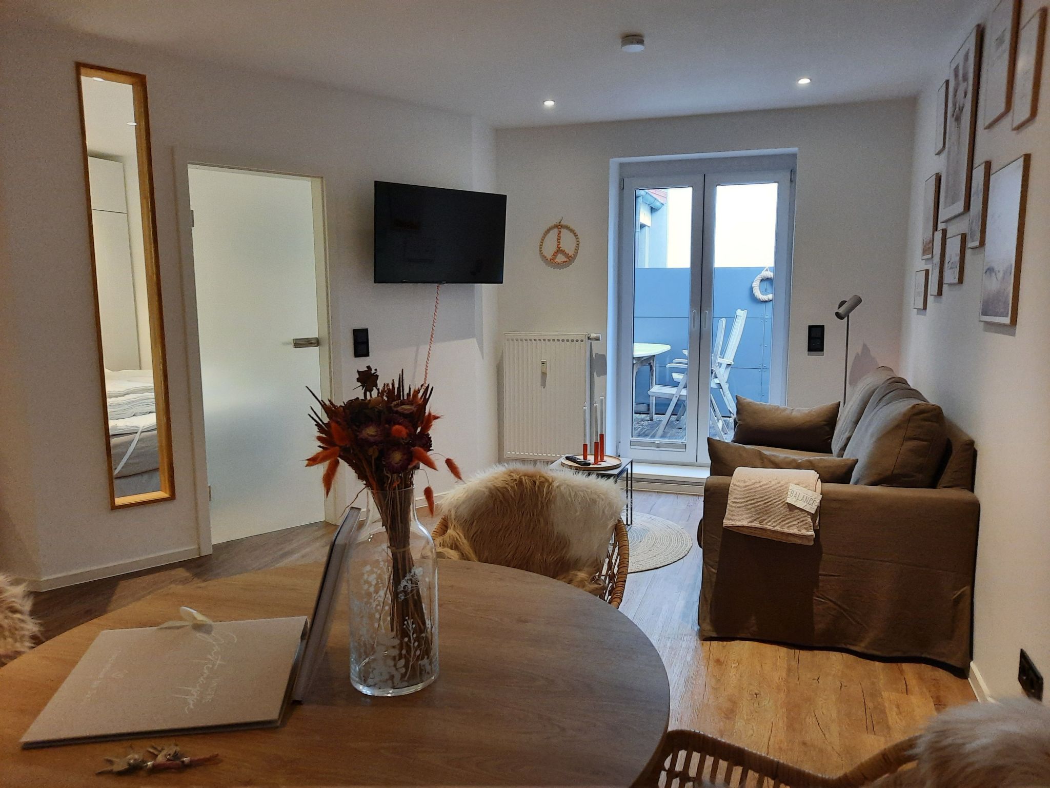 Lachmöwe by DeJu-Binnen