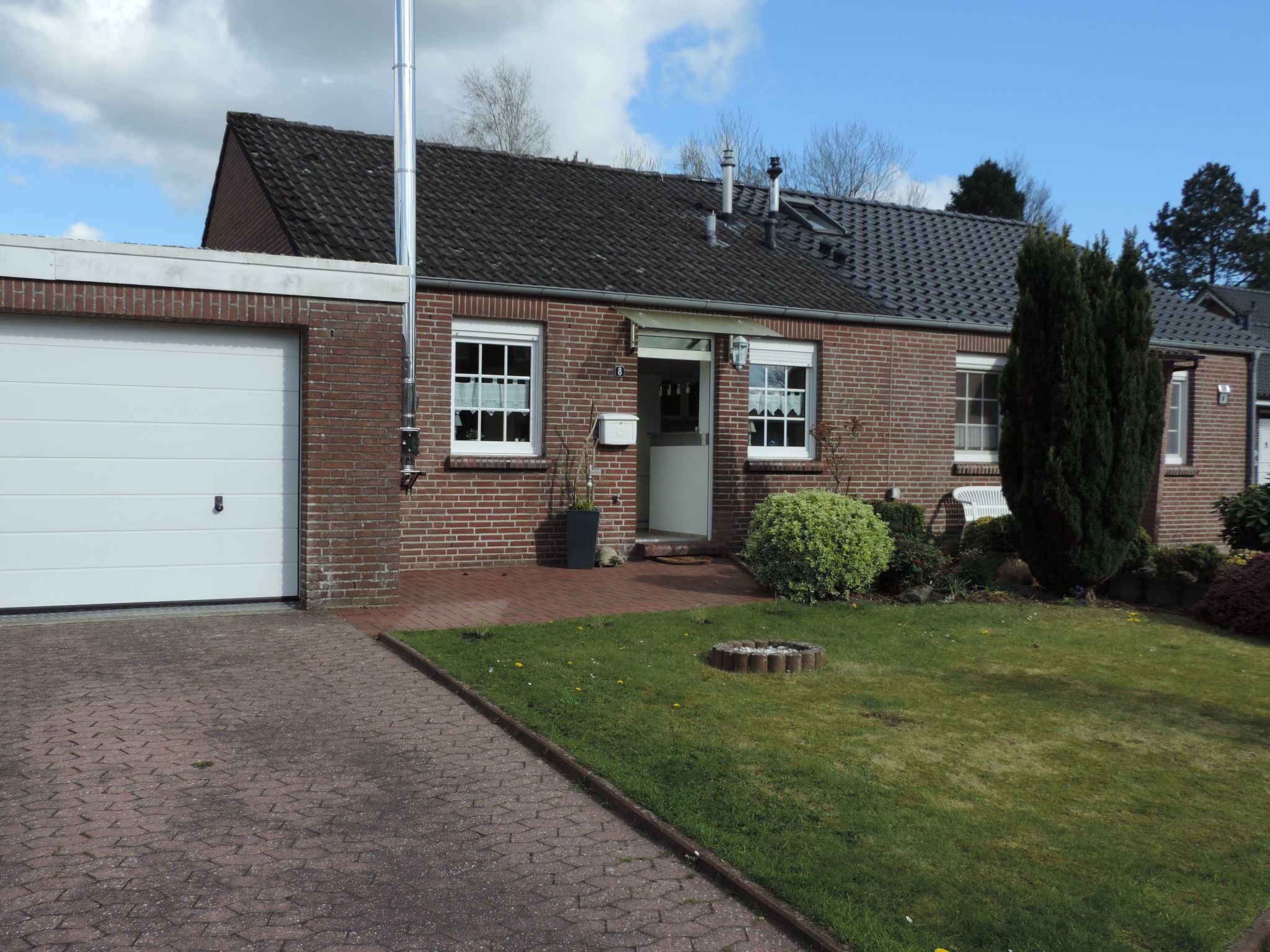 Dat luettje Huus 1-Image-tags.info