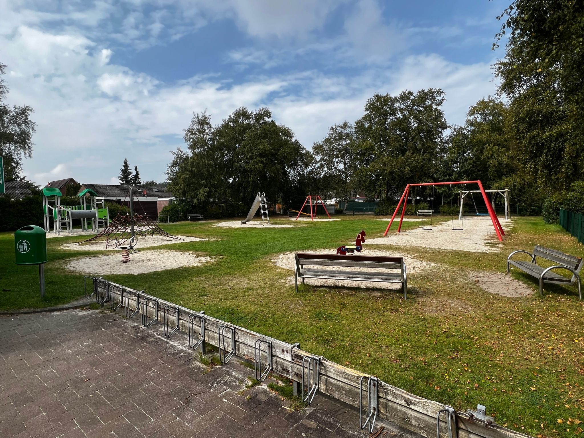 Geräumige Ferienwohnung mit Garten und Grill-Inside