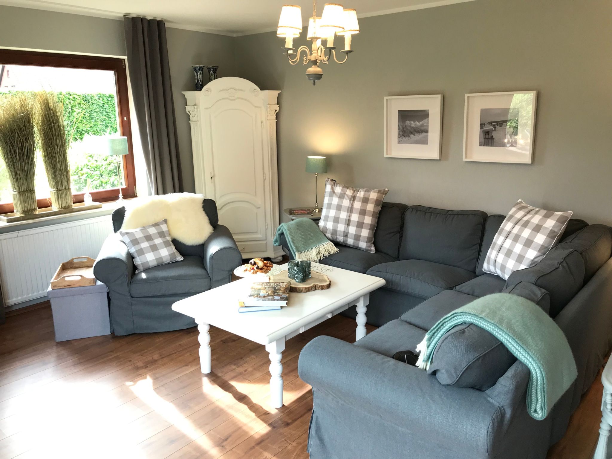 Dat luettje Huus 3-Image-tags.info