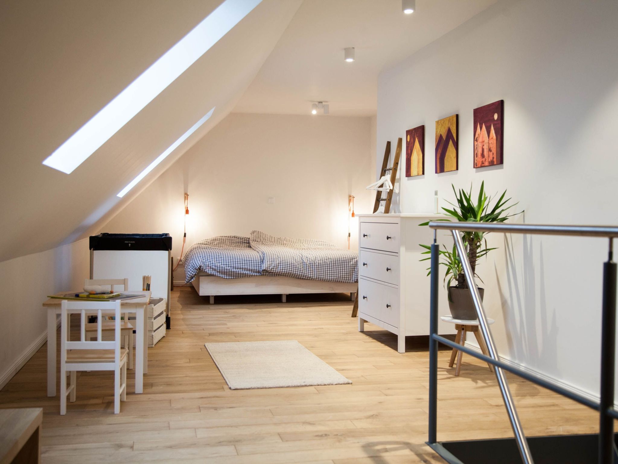 Hochwertige, helle FeWo mit Meerblick am Deich-Image-tags.info