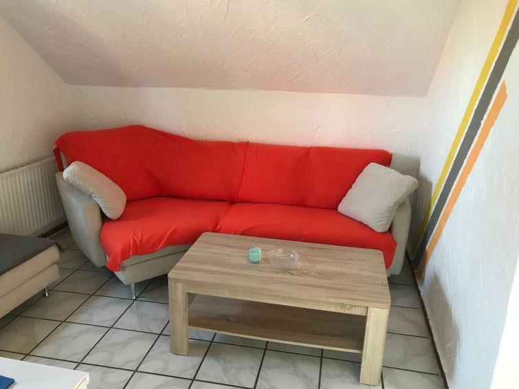 Ruim appartement in Nessmersiel voor 6 personen met tuin in Nessmersiel