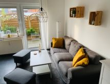 Appartement met eigen terras en weids uitzicht nabij strand Nessmersiel - thumbnail 4