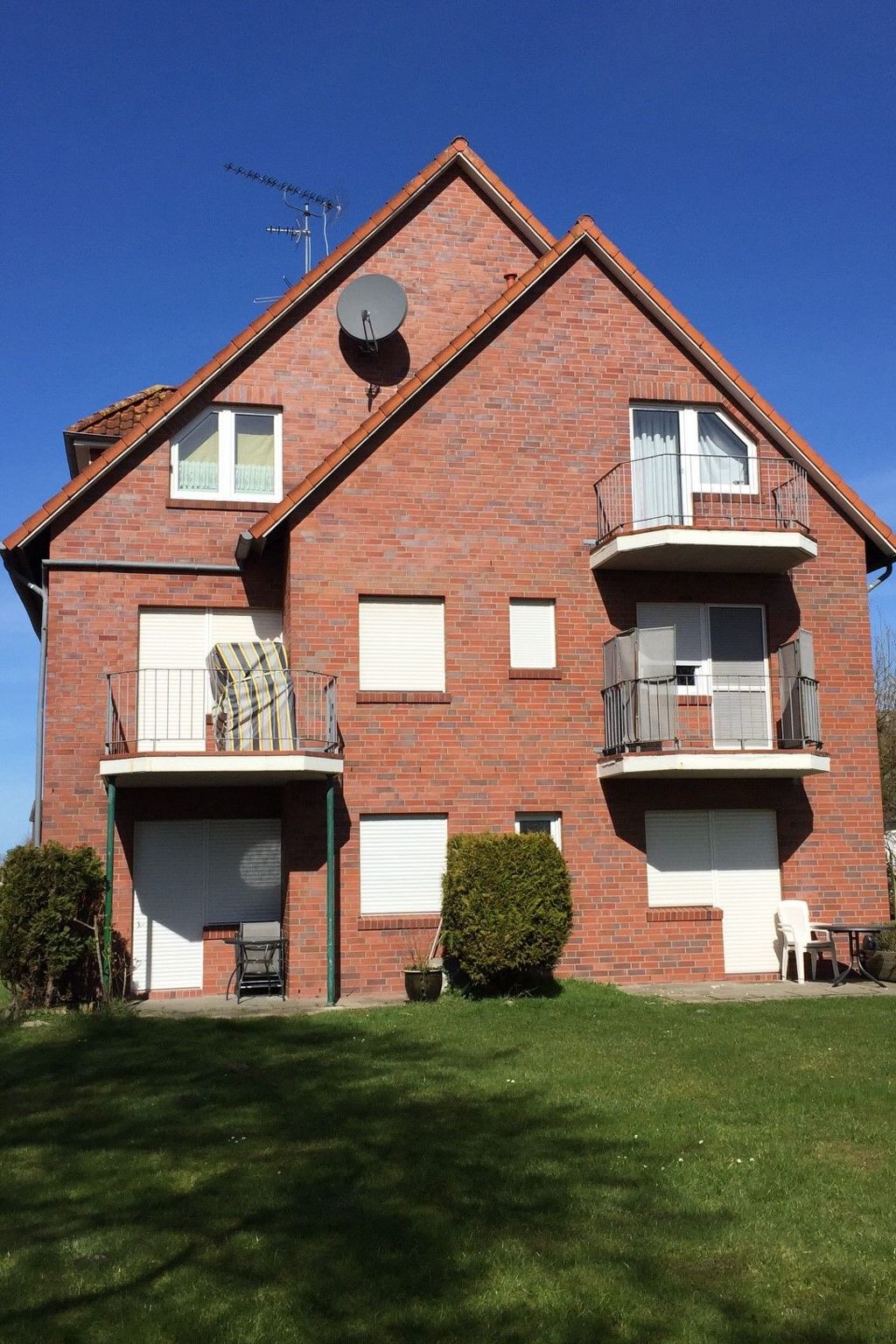 Wohnung mit eigener Terrasse und Panoramablick-Image-tags.info