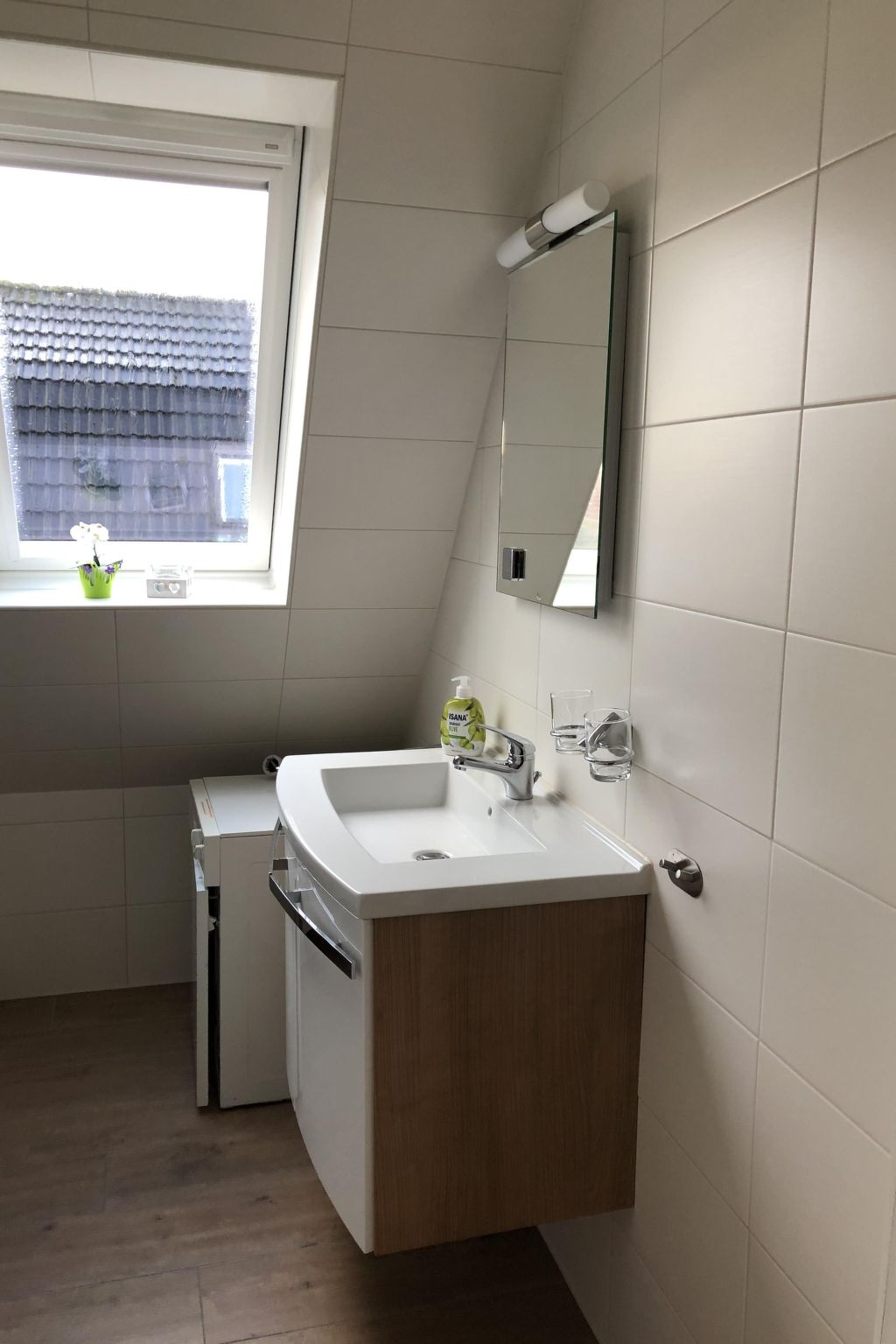 Mit Südwestterrasse mit Stellplatz-Drinnen