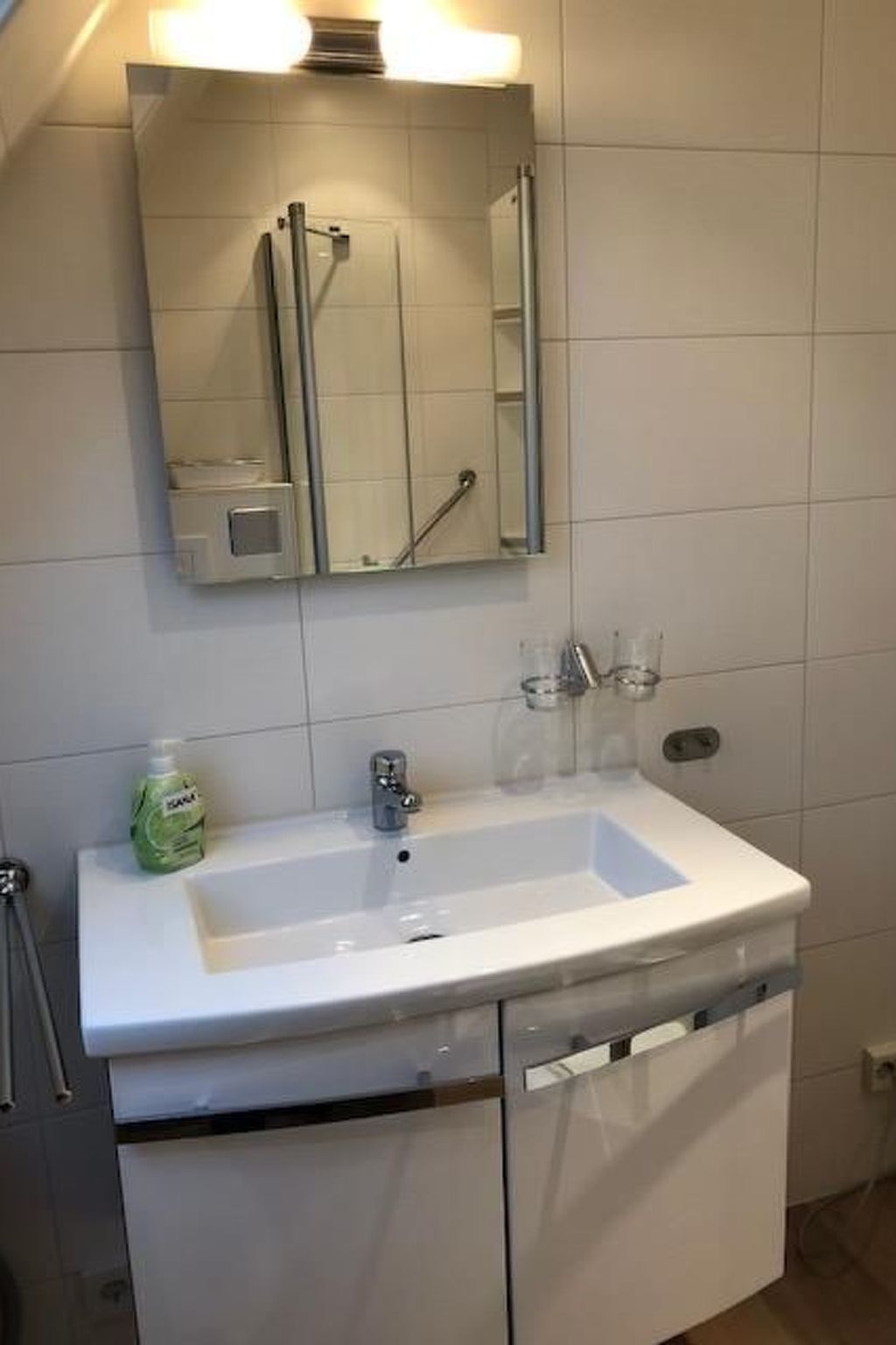 Mit Südwestterrasse mit Stellplatz-Drinnen