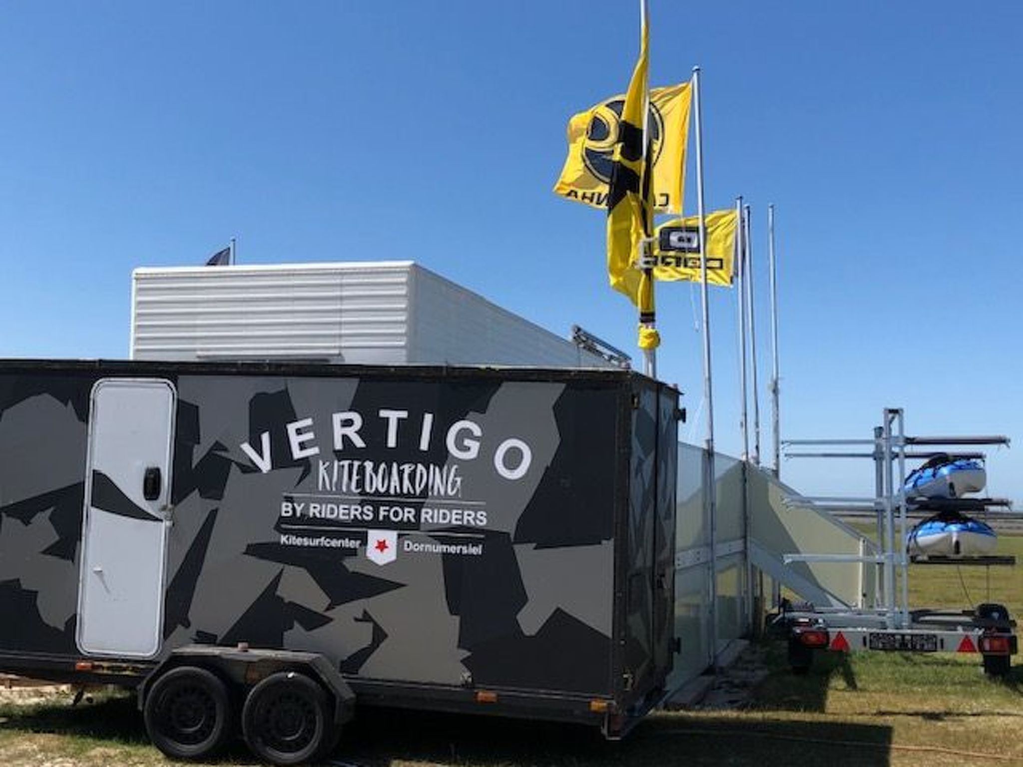 Mit Südwestterrasse mit Stellplatz-Drinnen